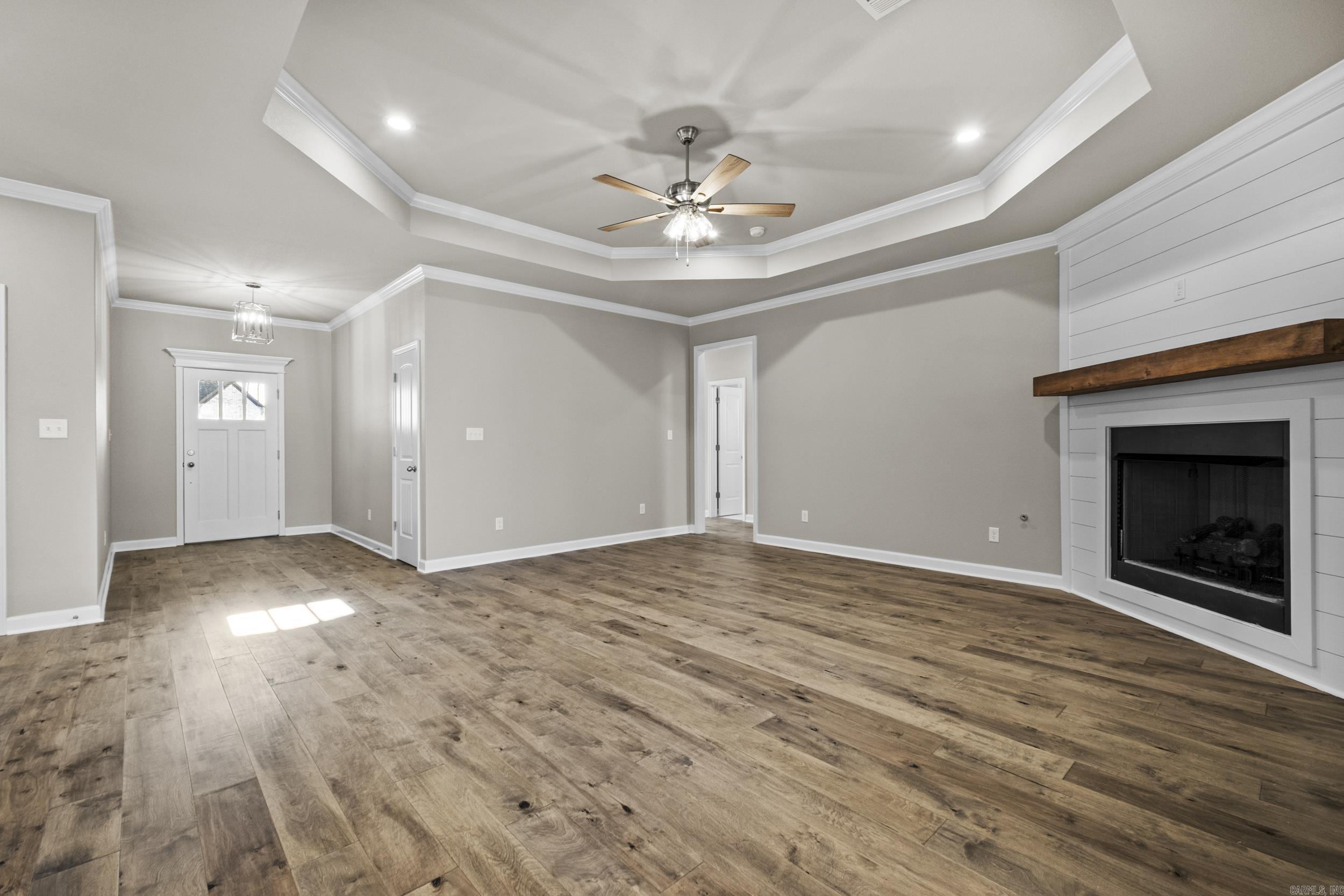 MILLERS GLENN - Residential