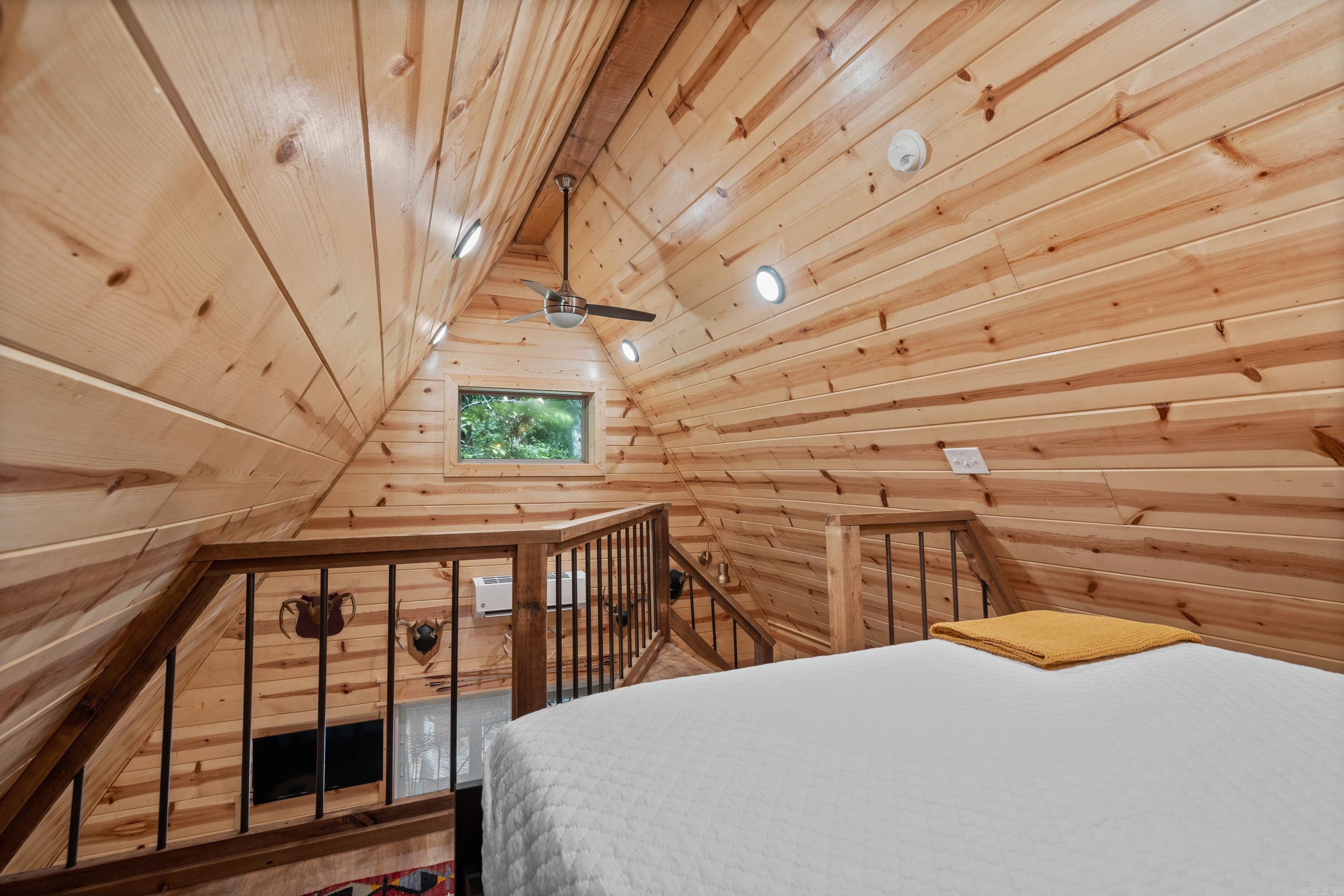 Metes & Bounds - Residential Income