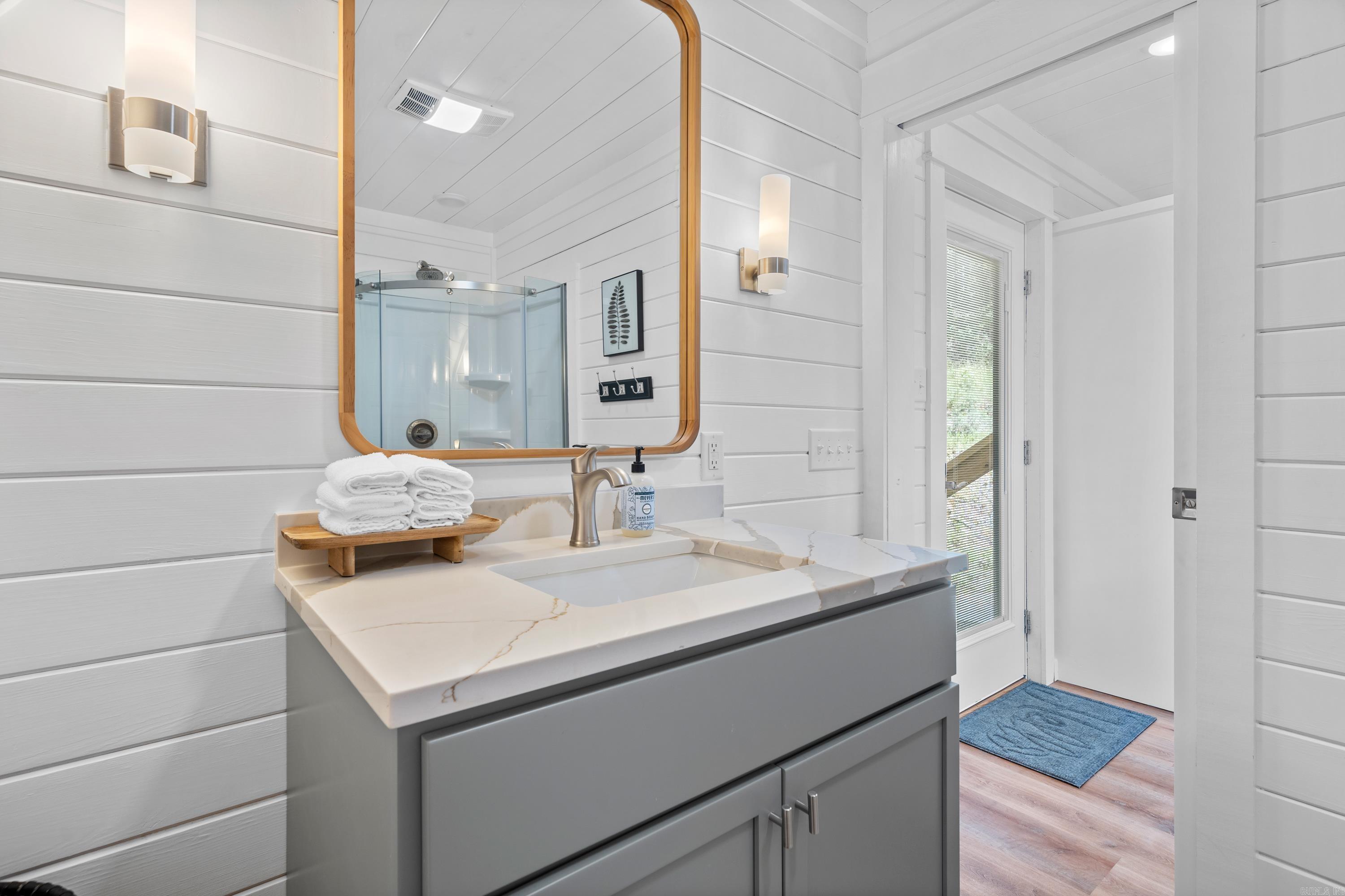 Metes & Bounds - Residential Income