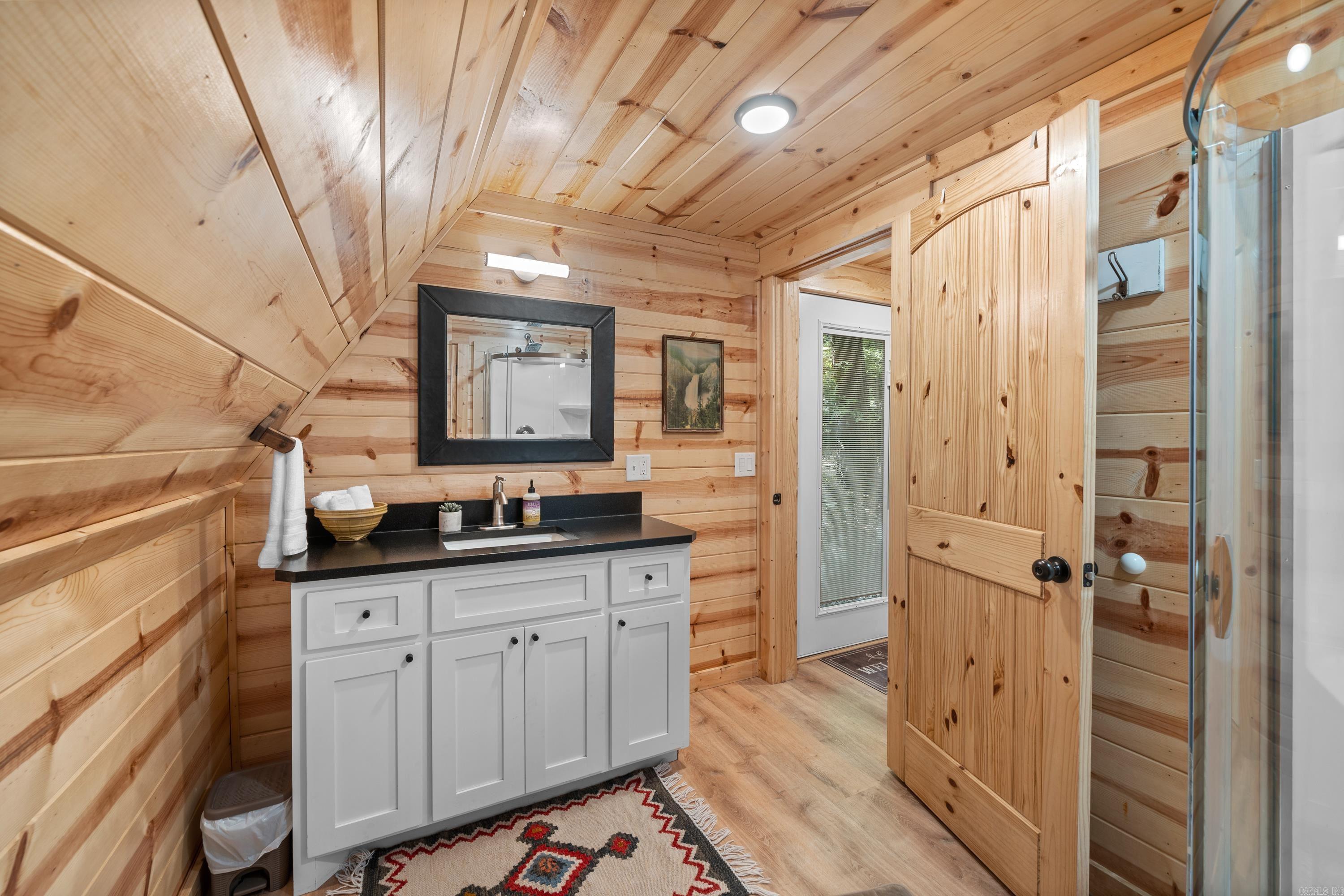 Metes & Bounds - Residential Income