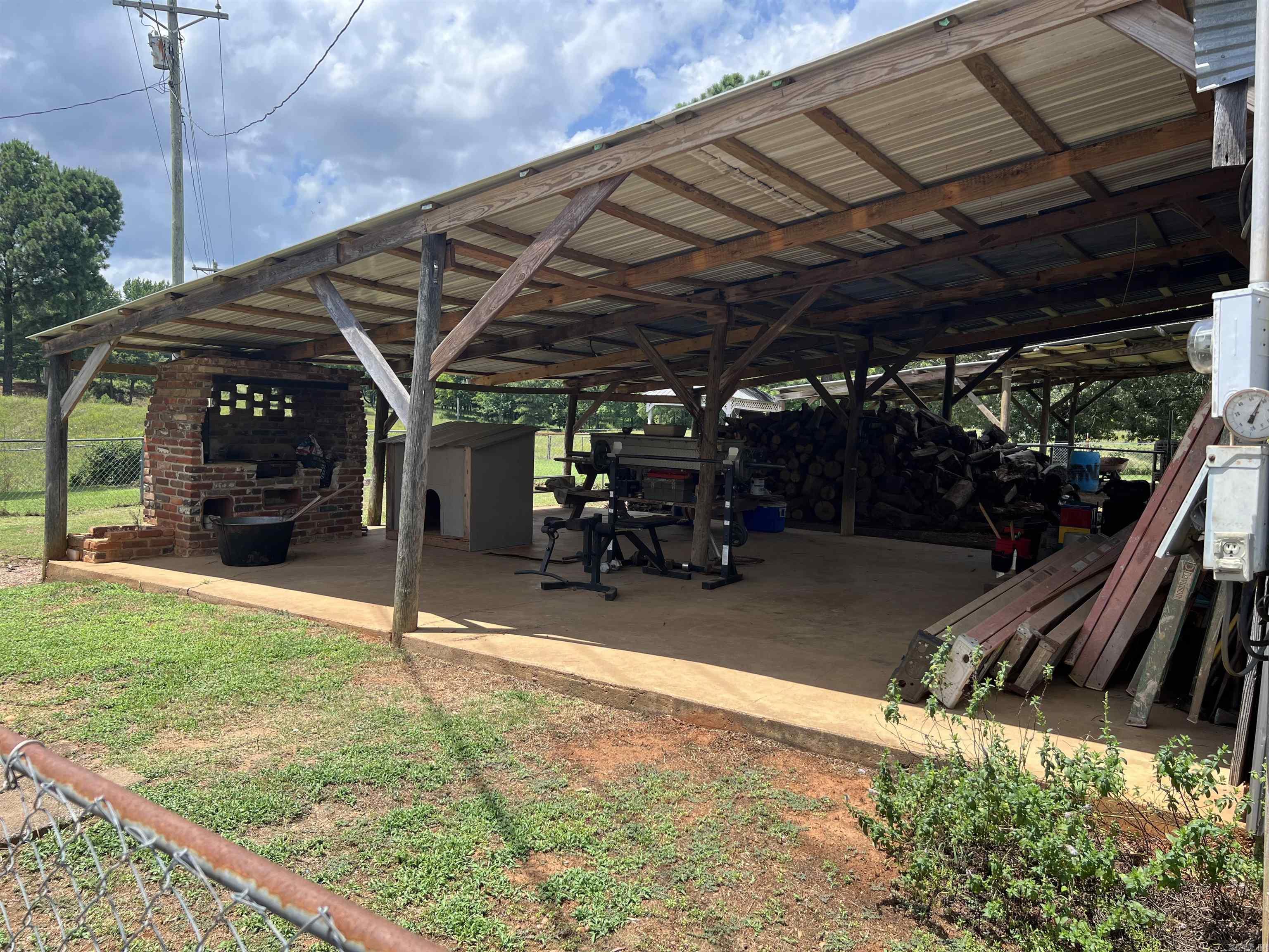 DEQUEEN INDUSTRIAL PARK - Residential