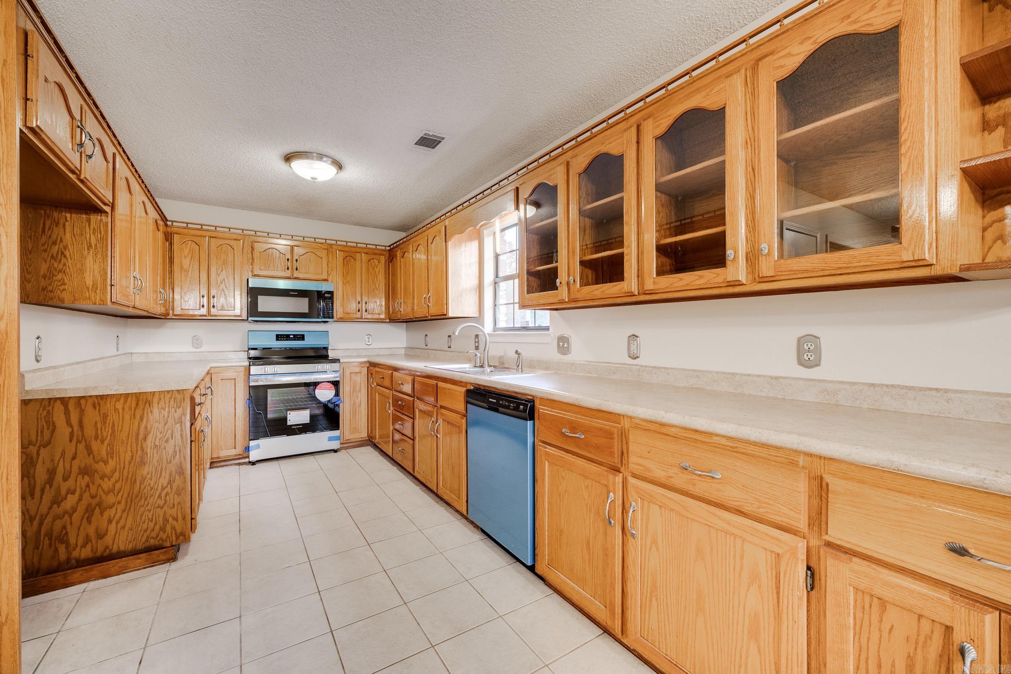 HOGUE SUBDIVISION - Residential