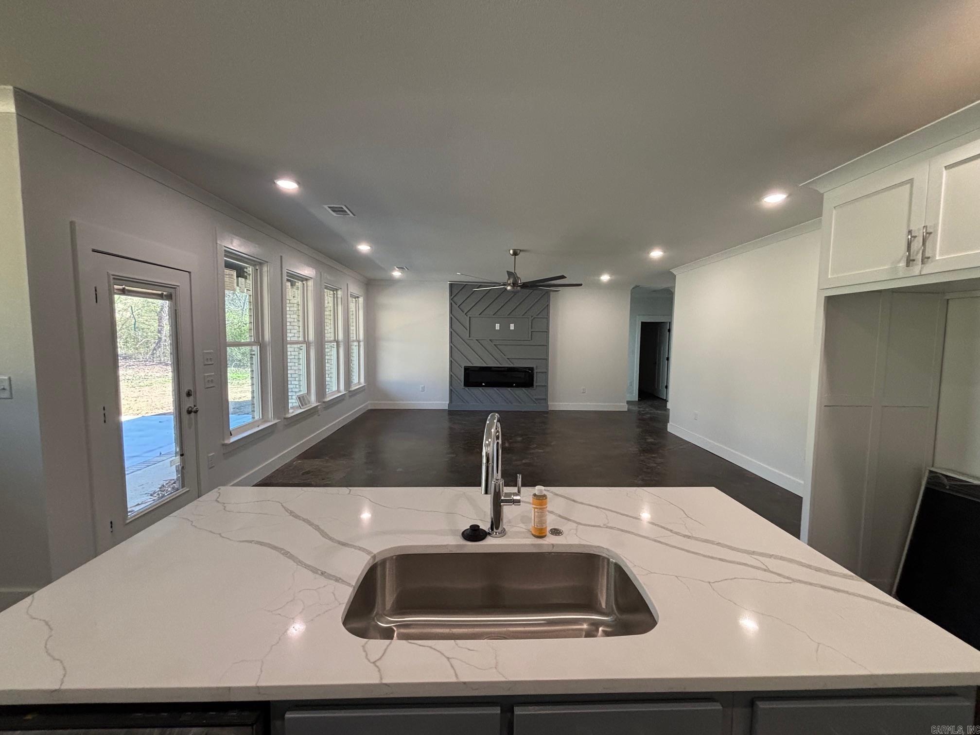 RIDGE VIEW - Residential