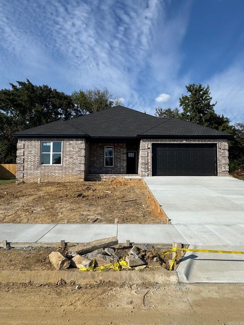 Photo of 29 Ridge View Street, Vilonia, AR 72173 (MLS # 26016168)