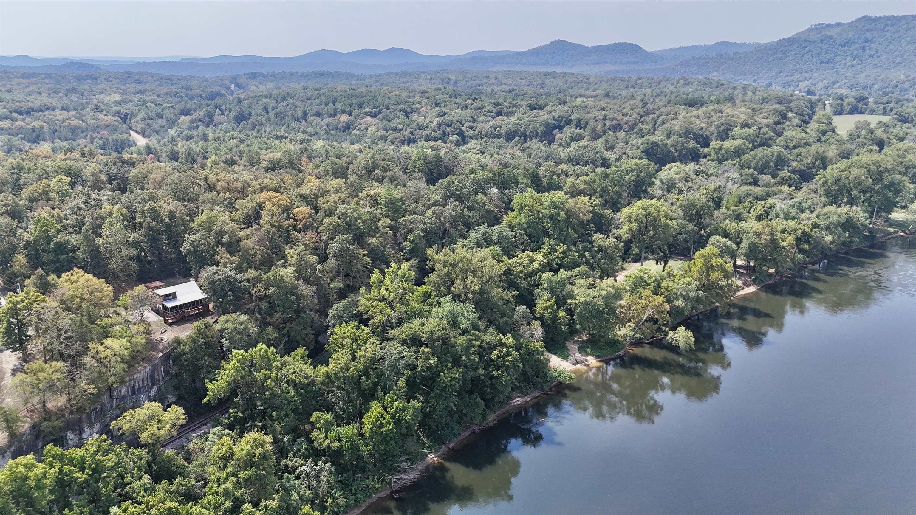 RIPPLIN SHOALS BLUFFS - Residential
