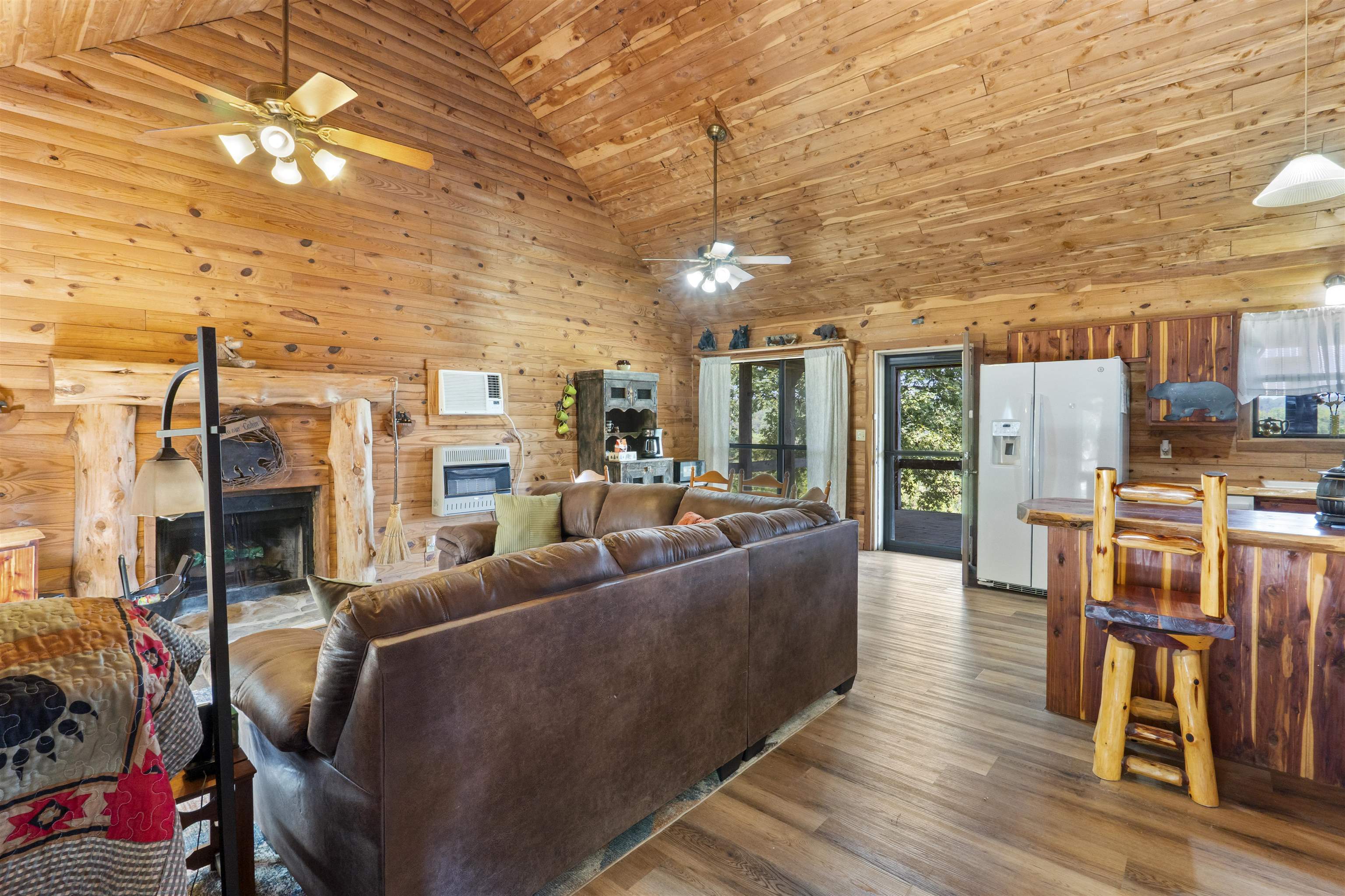 RIPPLIN SHOALS BLUFFS - Residential