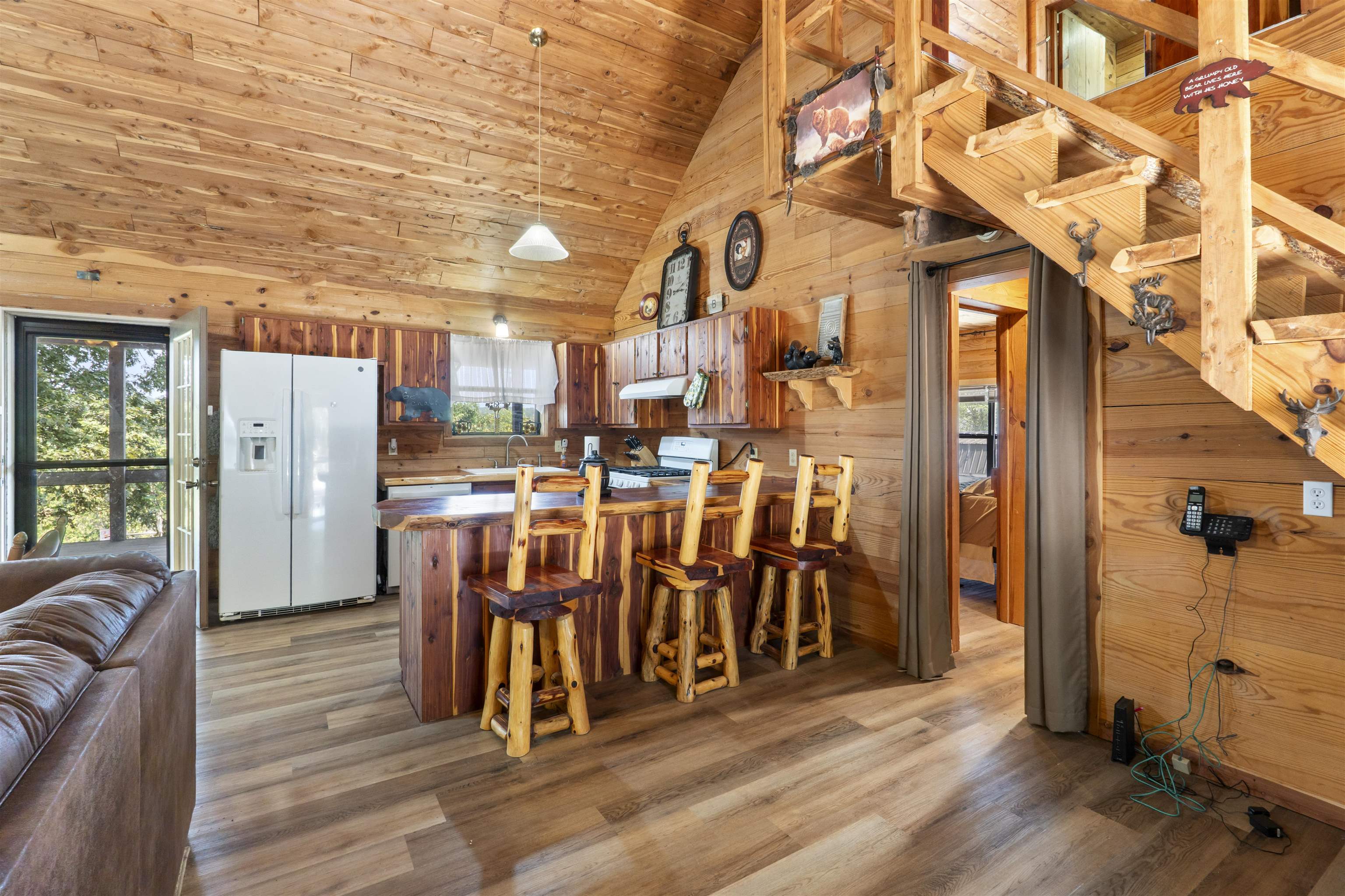 RIPPLIN SHOALS BLUFFS - Residential