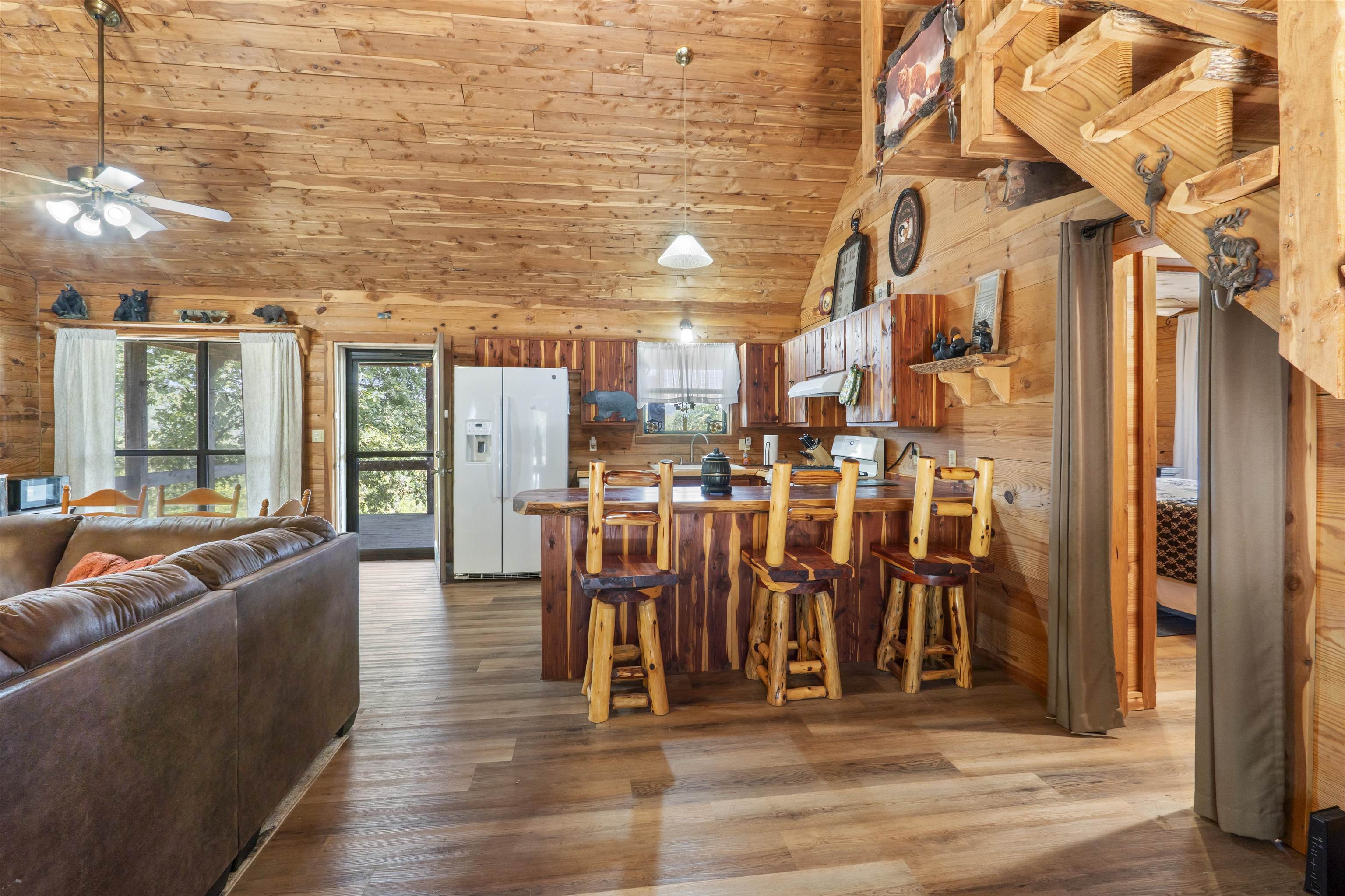 RIPPLIN SHOALS BLUFFS - Residential