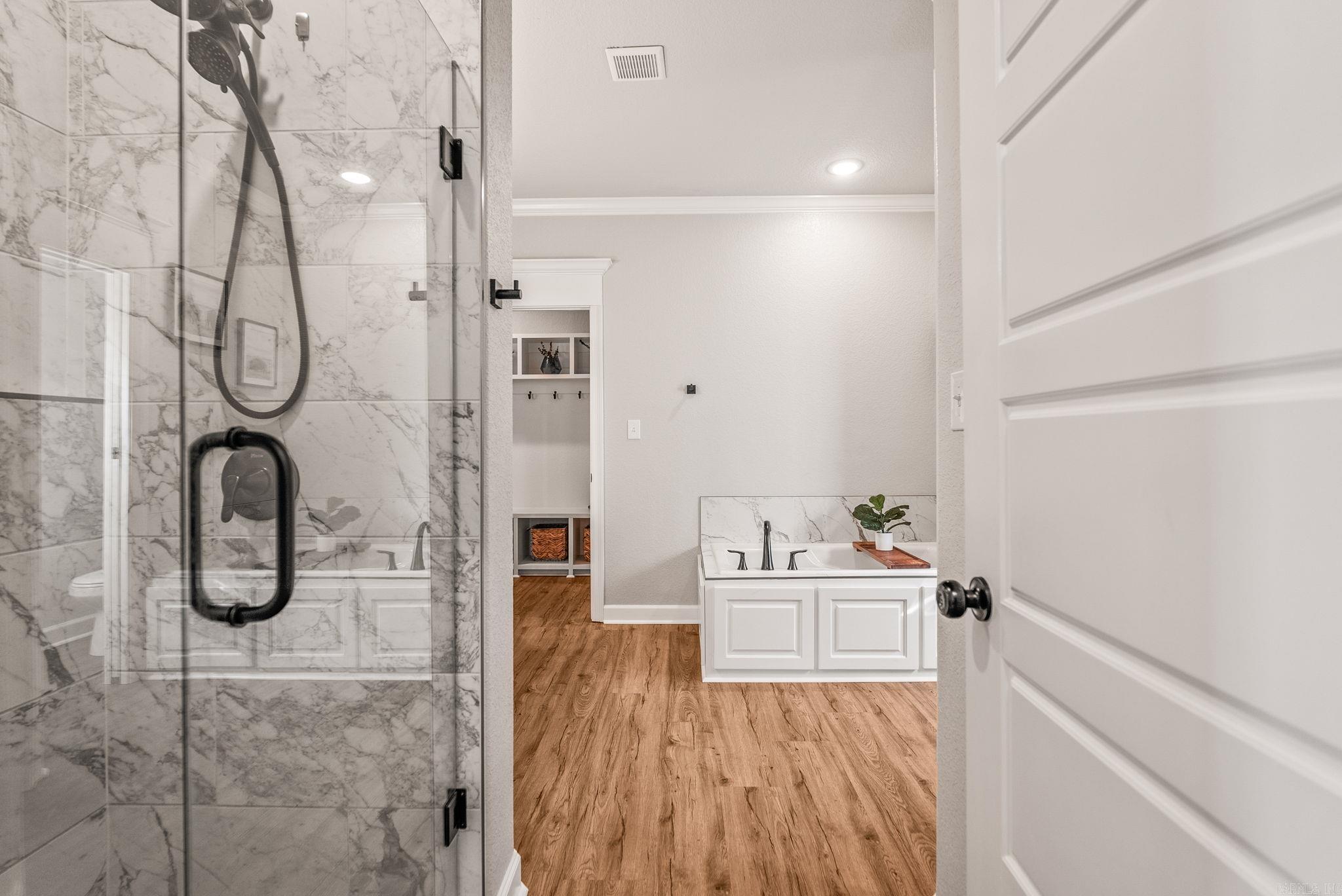 BENT TREE ESTATES - Residential