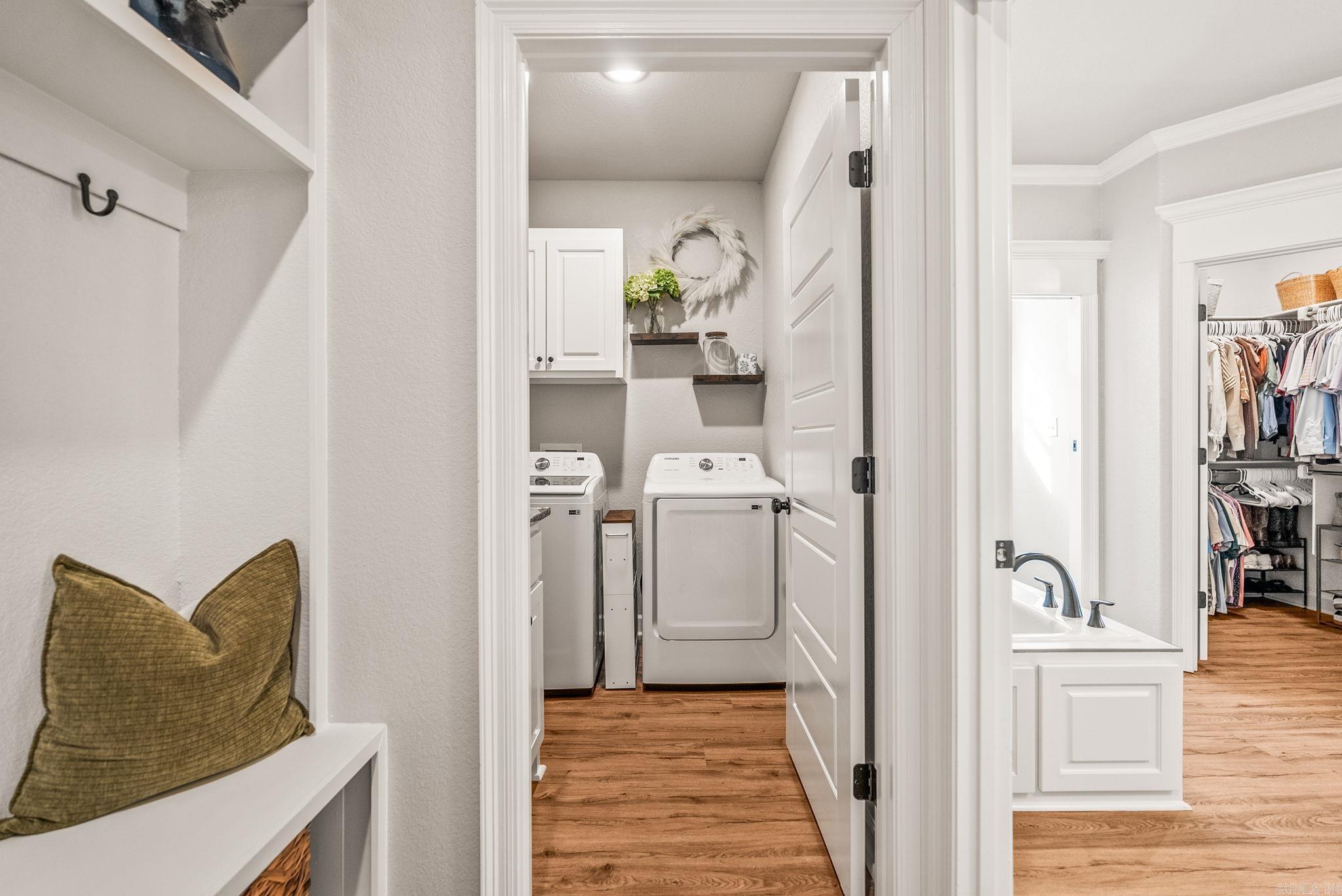 BENT TREE ESTATES - Residential