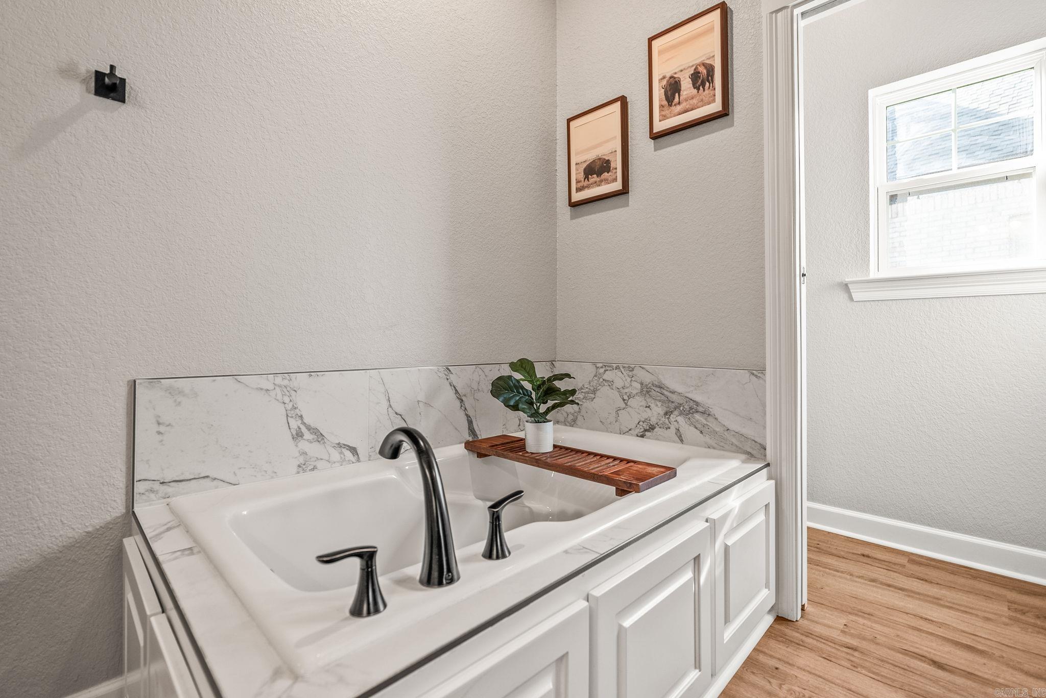 BENT TREE ESTATES - Residential