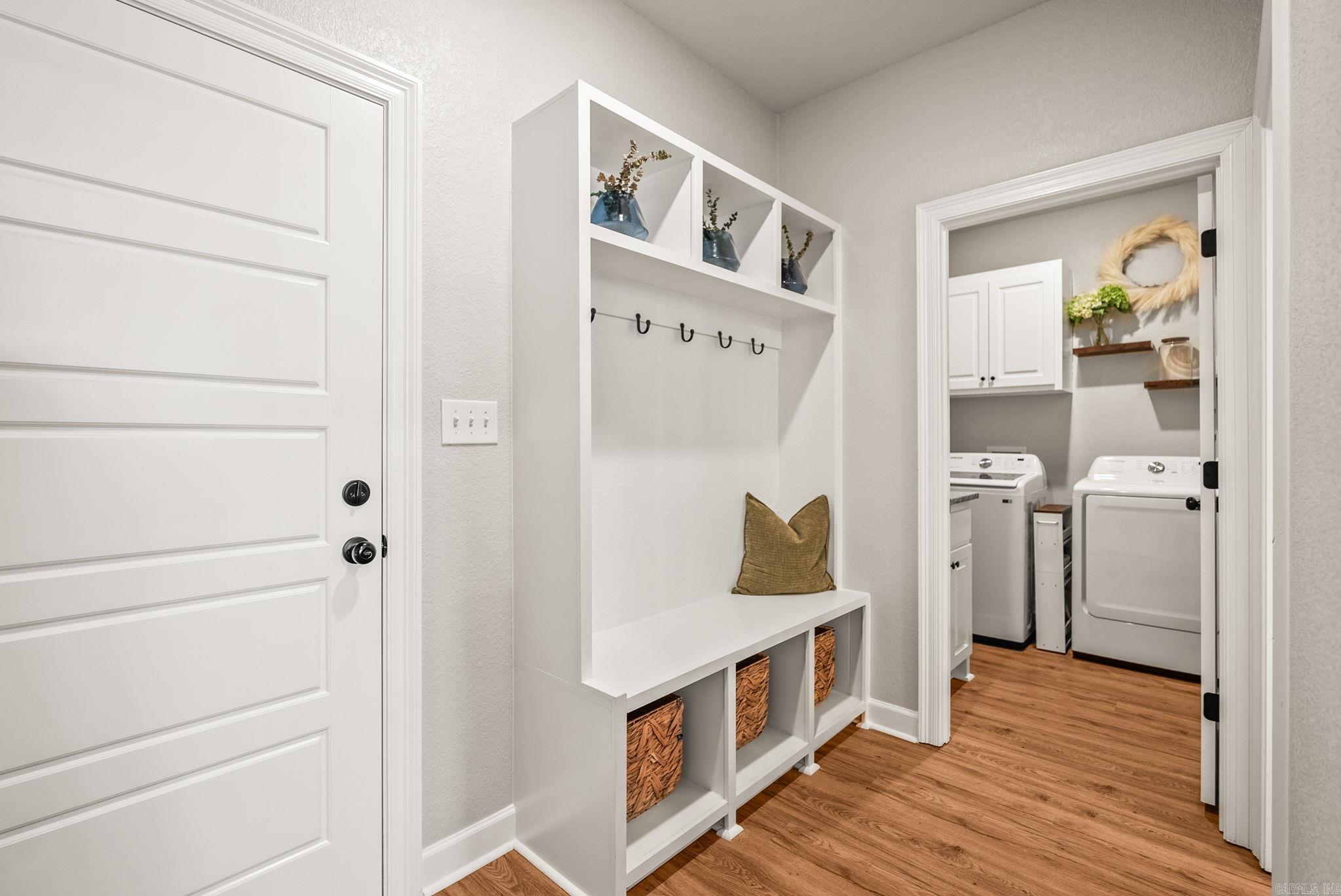 BENT TREE ESTATES - Residential