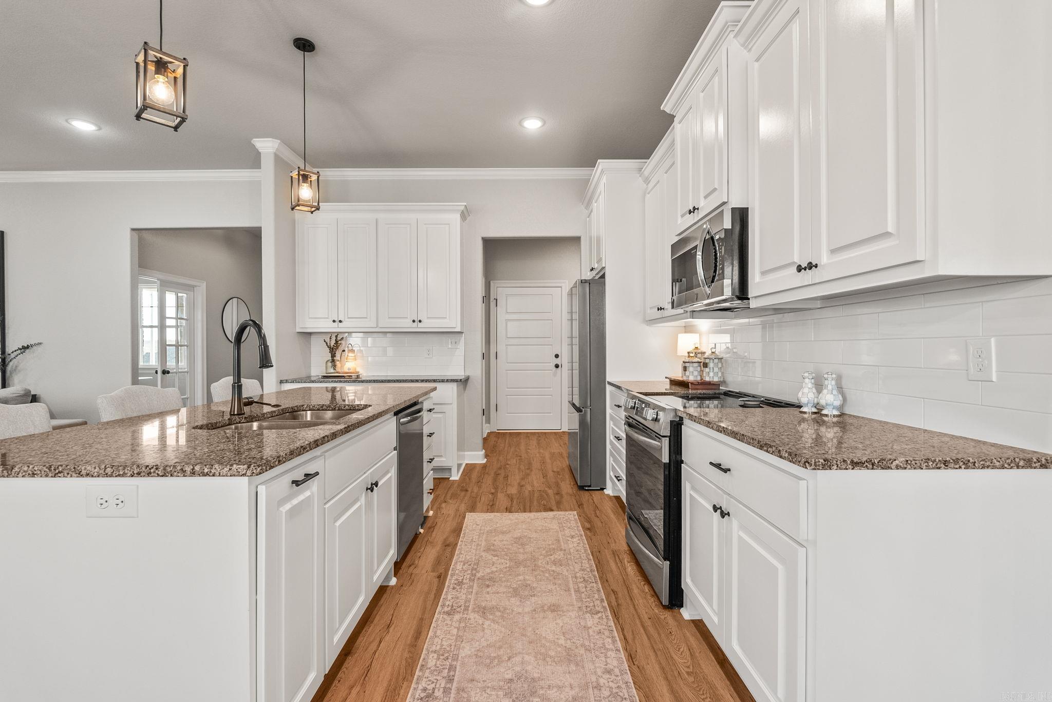 BENT TREE ESTATES - Residential