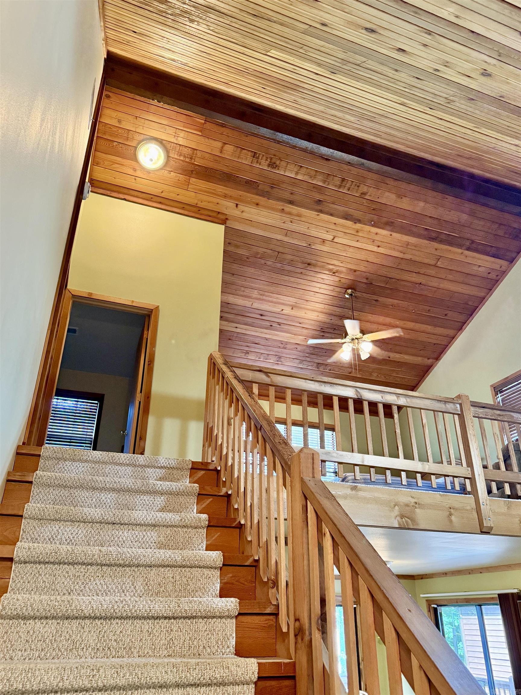 WHISPERING SPRINGS - Residential