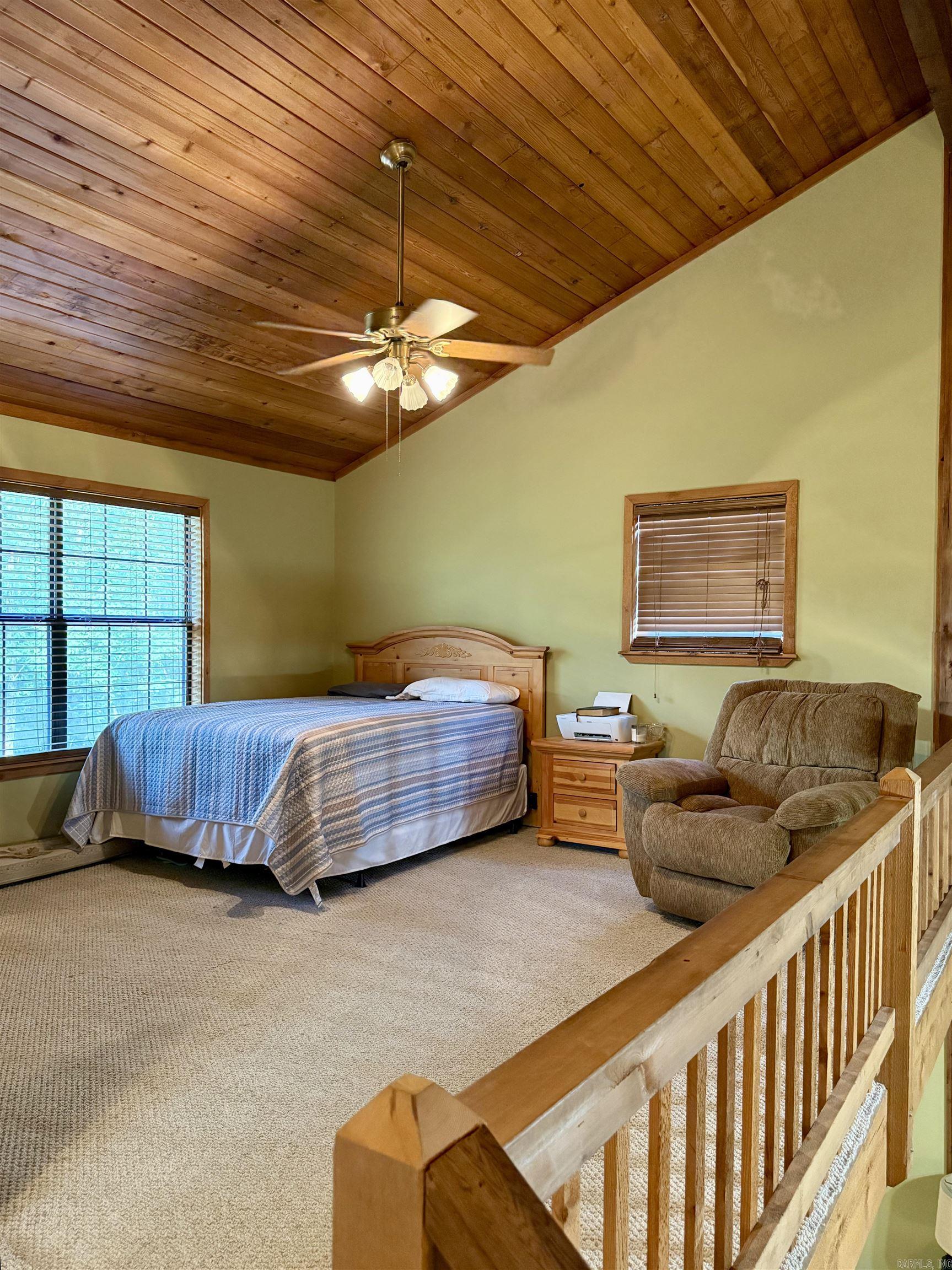 WHISPERING SPRINGS - Residential