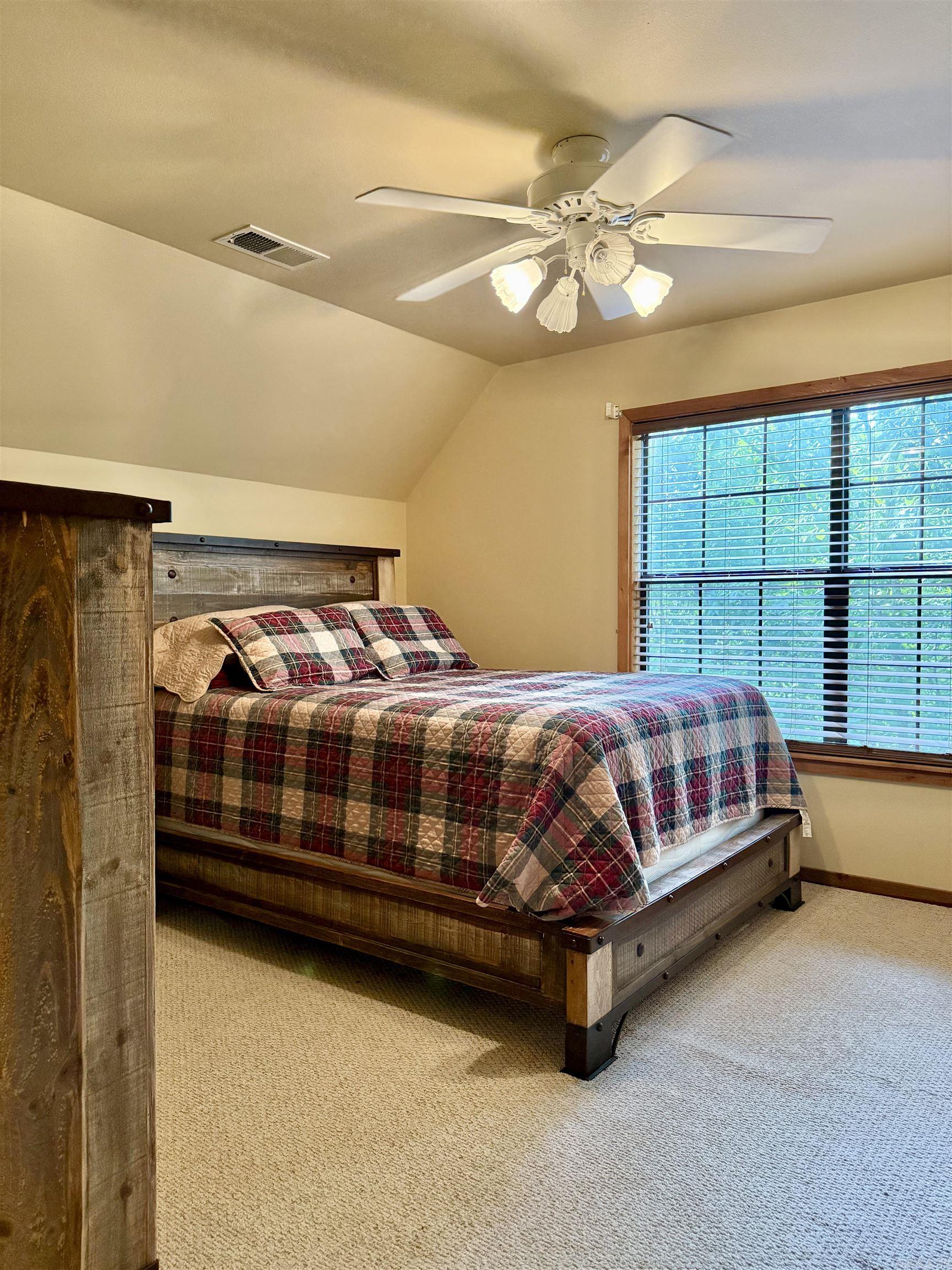 WHISPERING SPRINGS - Residential