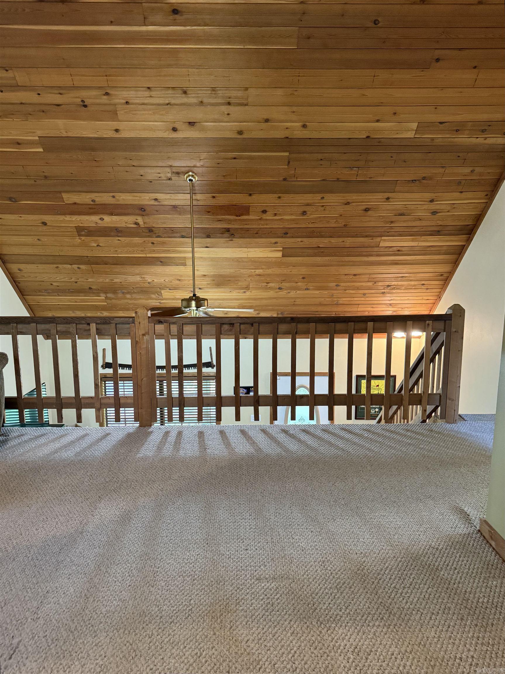 WHISPERING SPRINGS - Residential