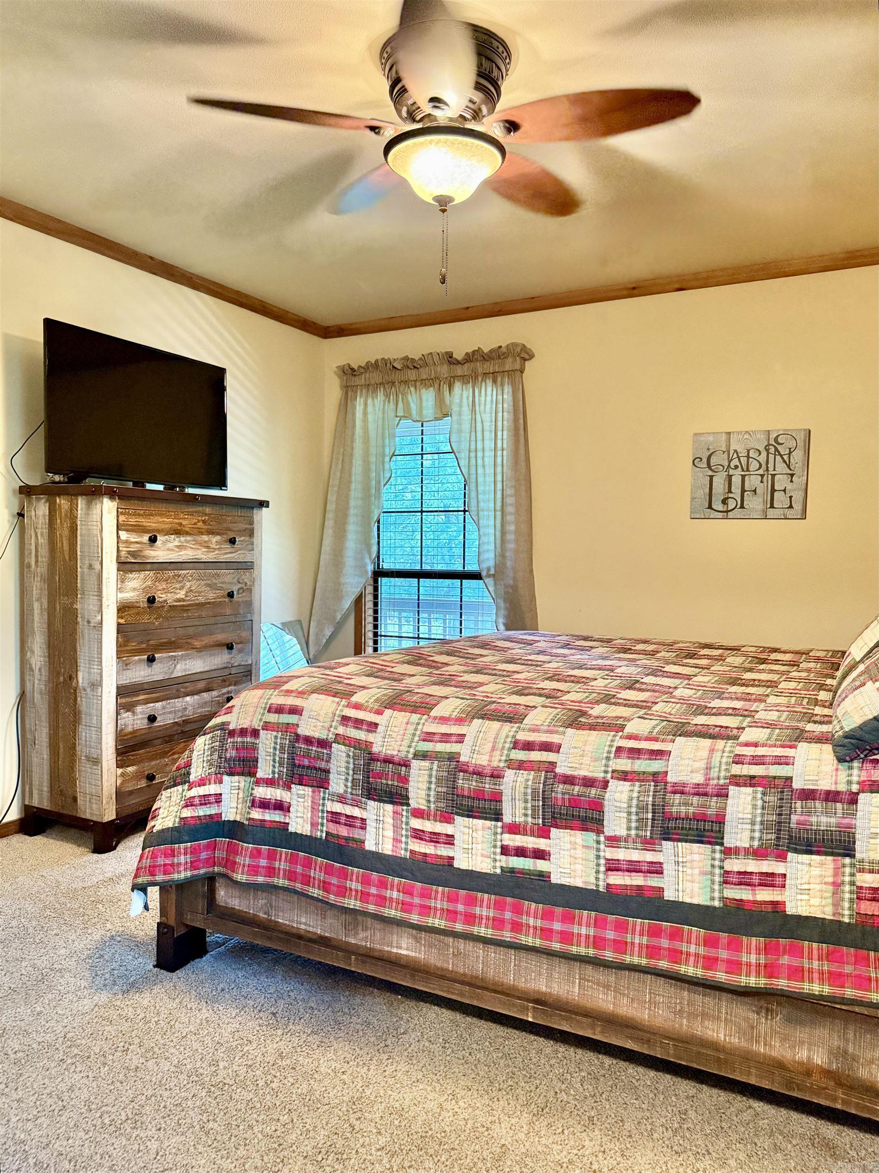 WHISPERING SPRINGS - Residential