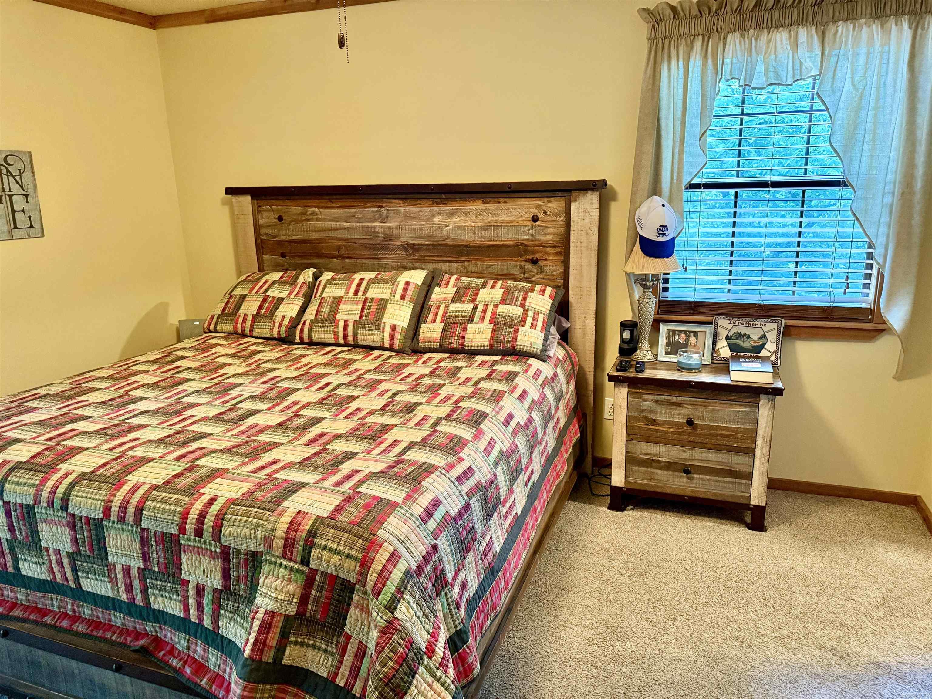 WHISPERING SPRINGS - Residential