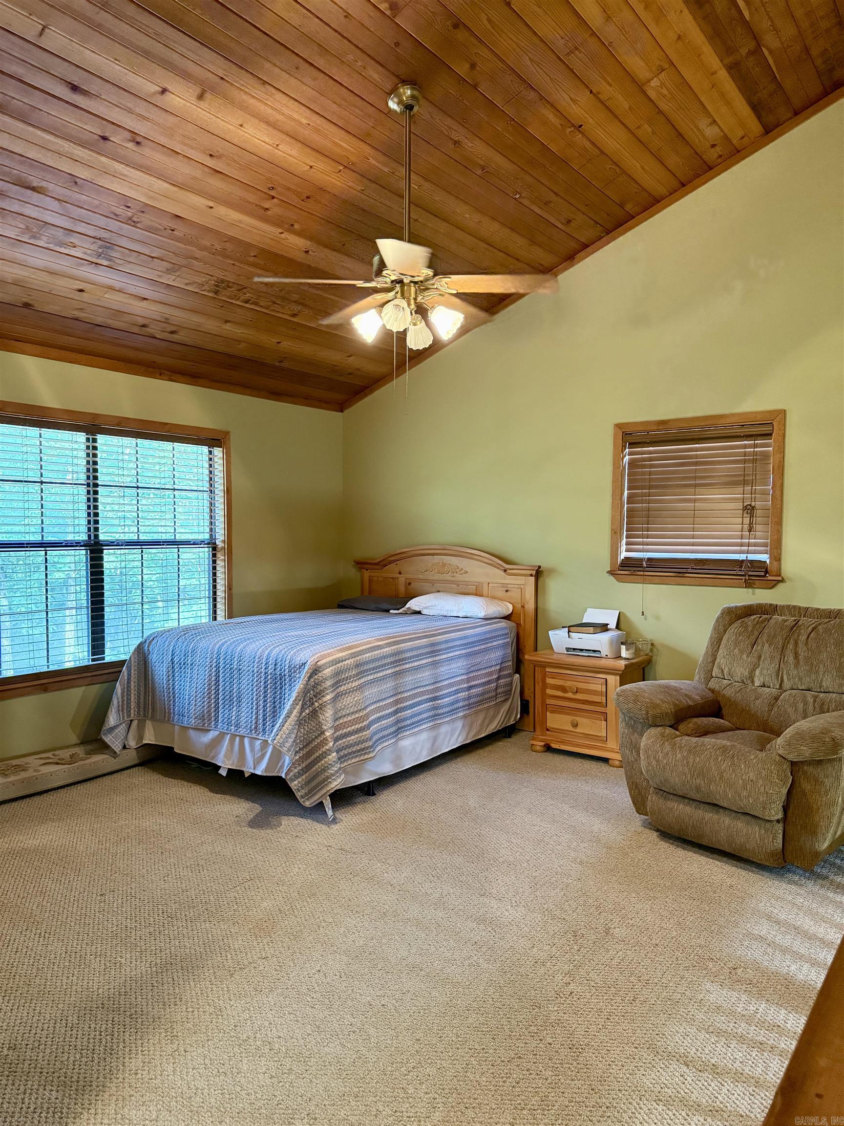 WHISPERING SPRINGS - Residential