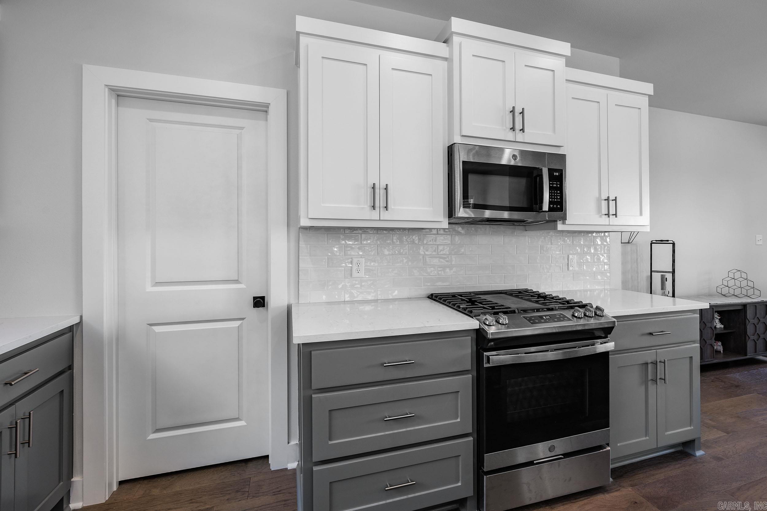 LOCHRIDGE ESTATES - Residential