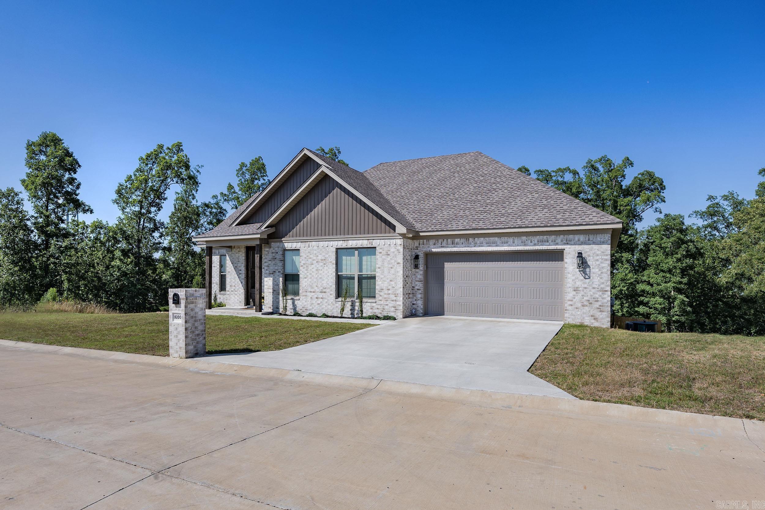 LOCHRIDGE ESTATES - Residential