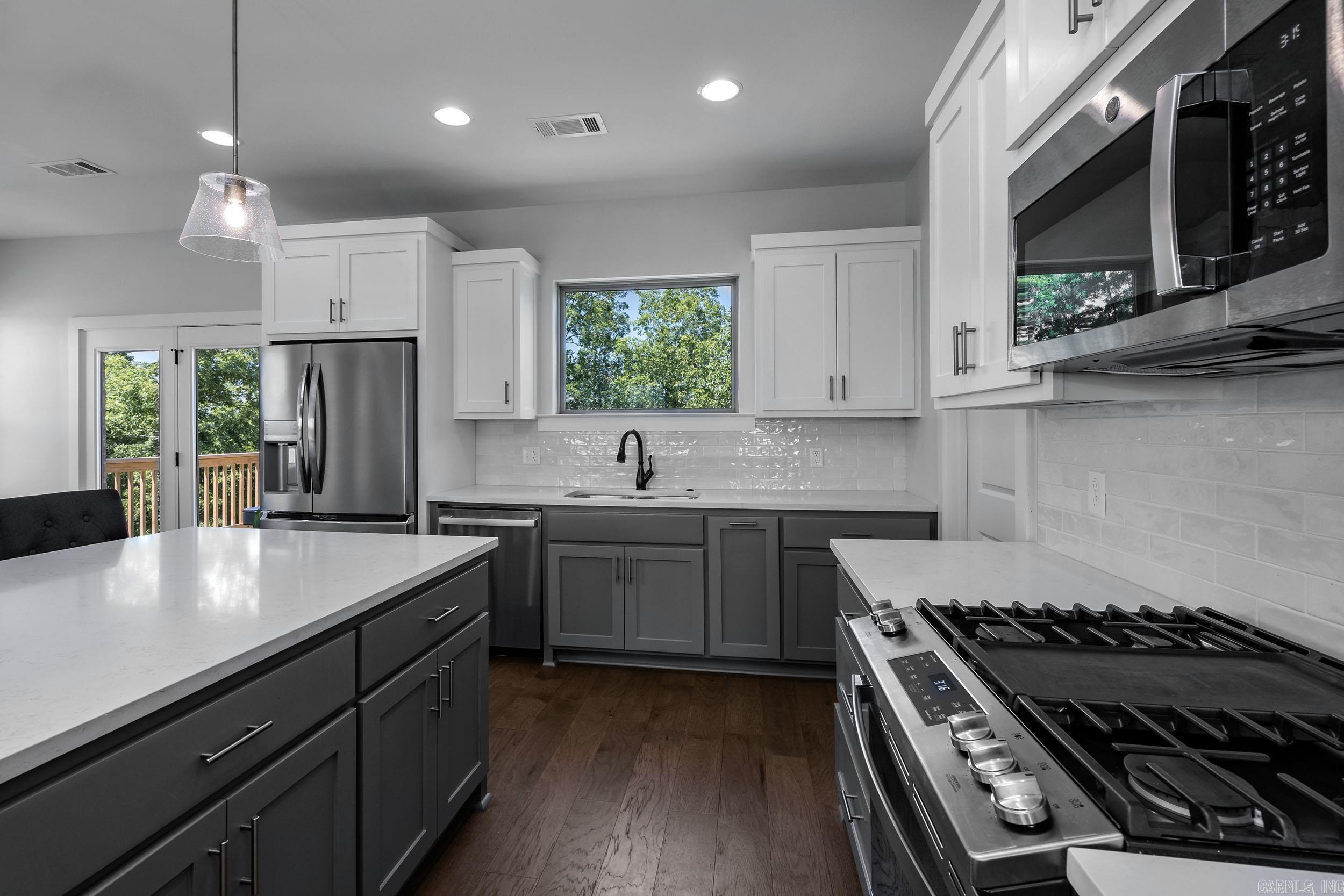 LOCHRIDGE ESTATES - Residential