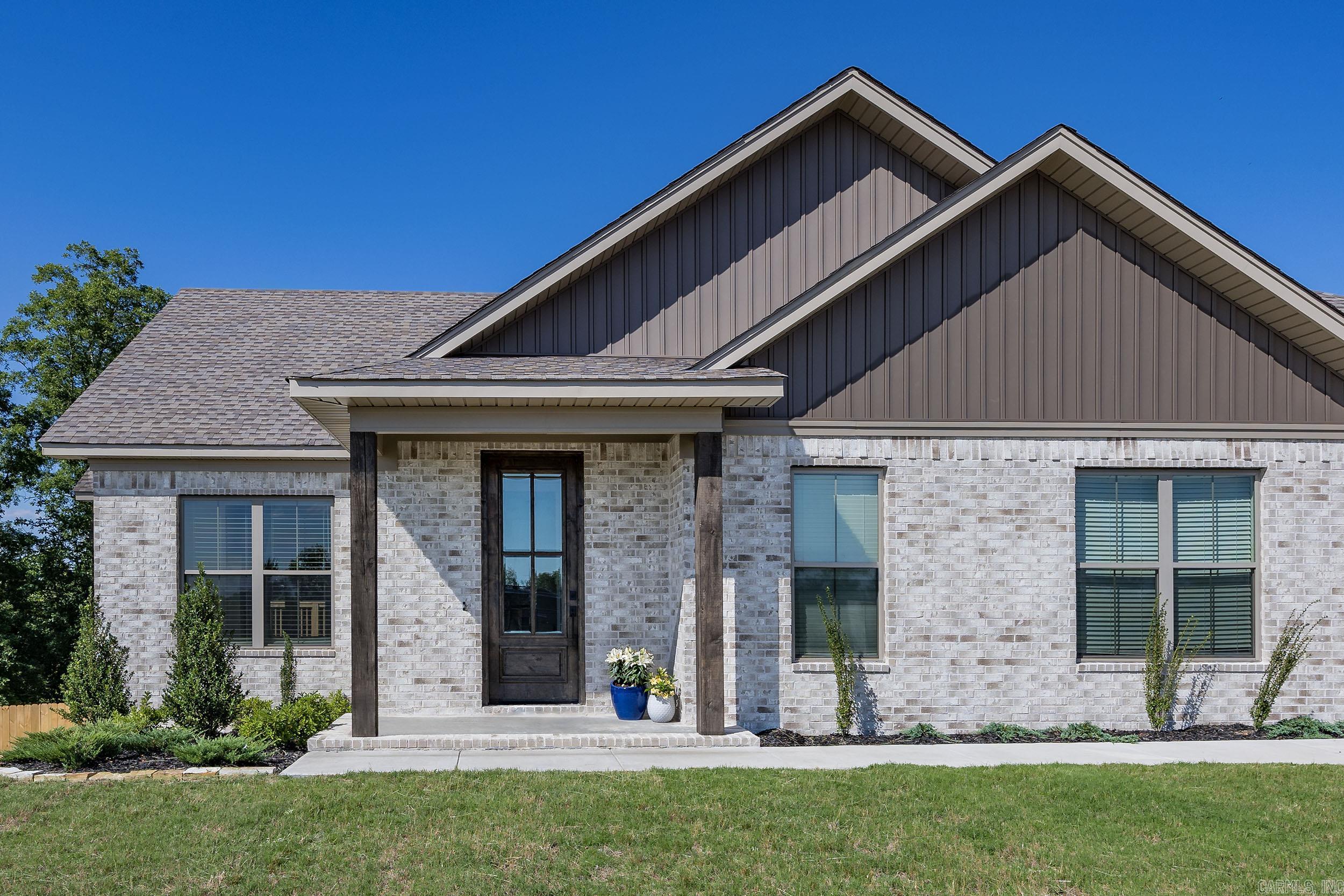 LOCHRIDGE ESTATES - Residential