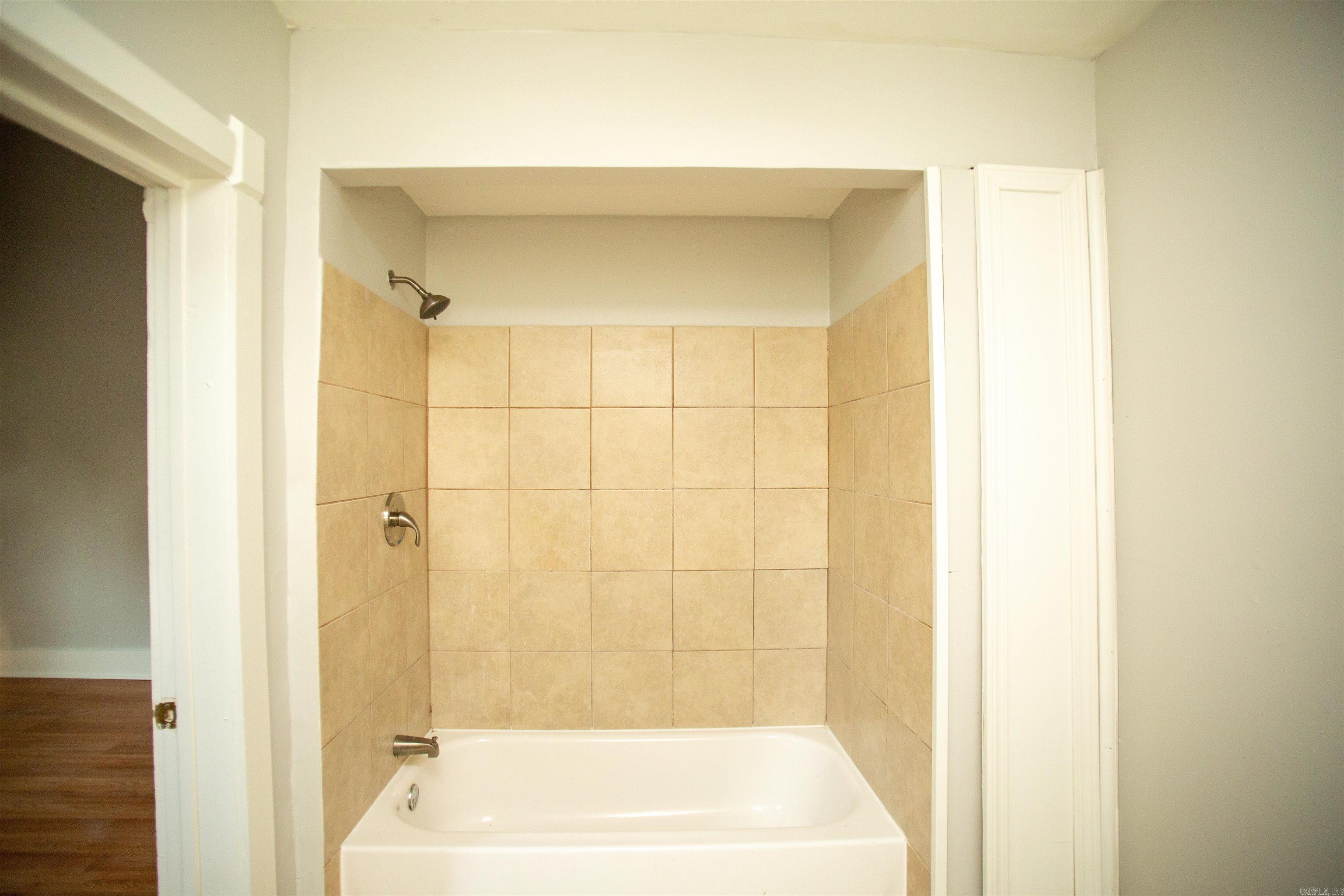 Fultons - Residential Lease