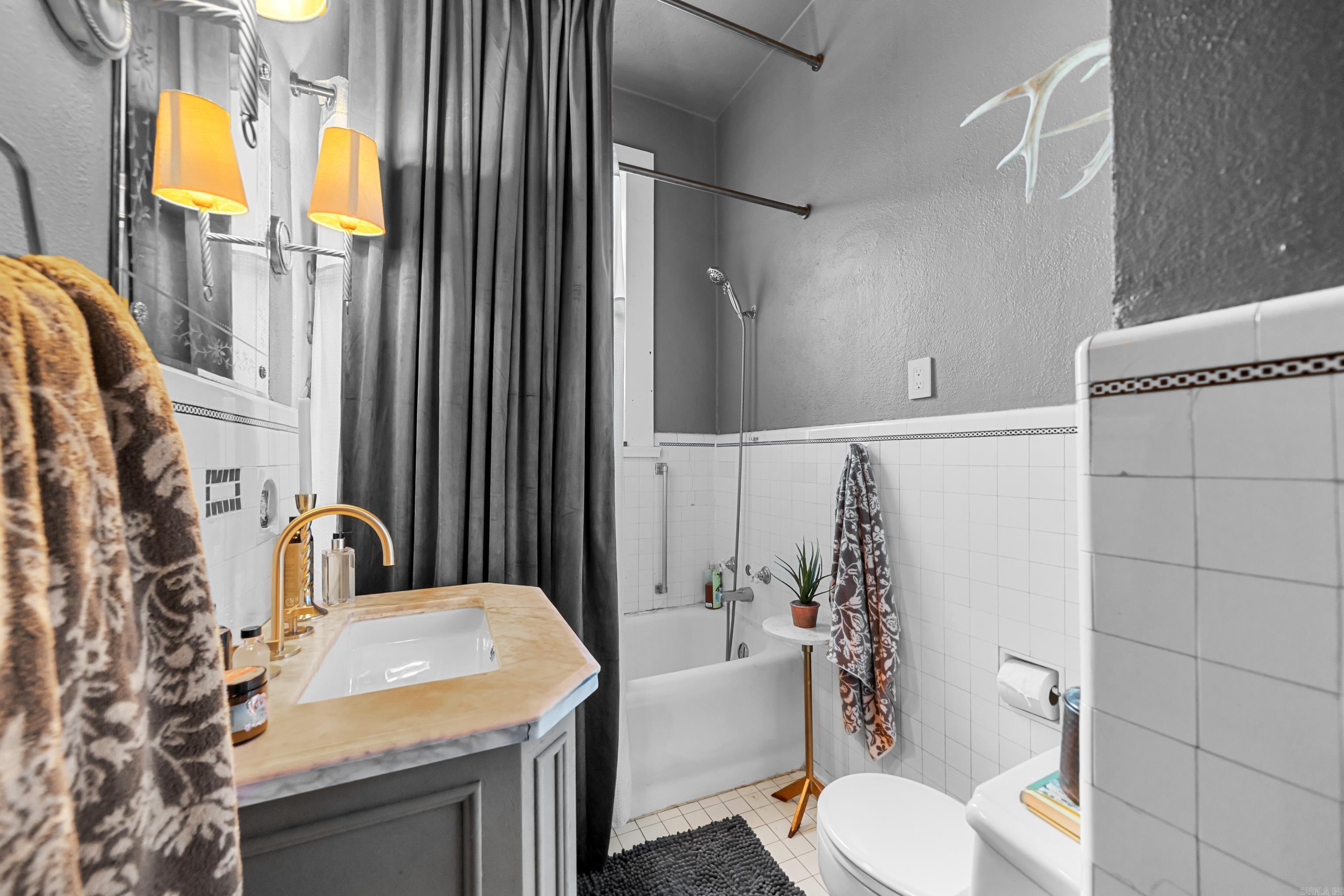 HSR BLK - Residential