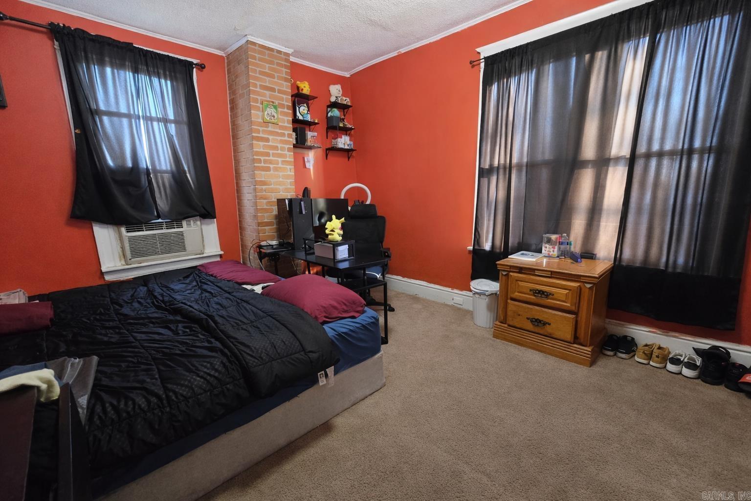 MOORE & PENZEL - Residential