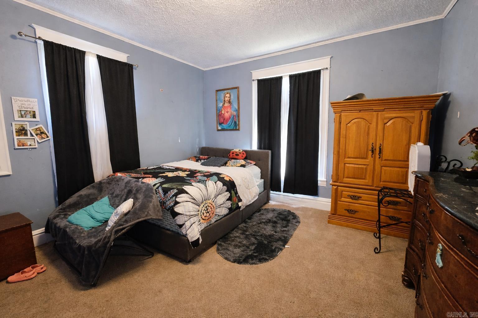 MOORE & PENZEL - Residential