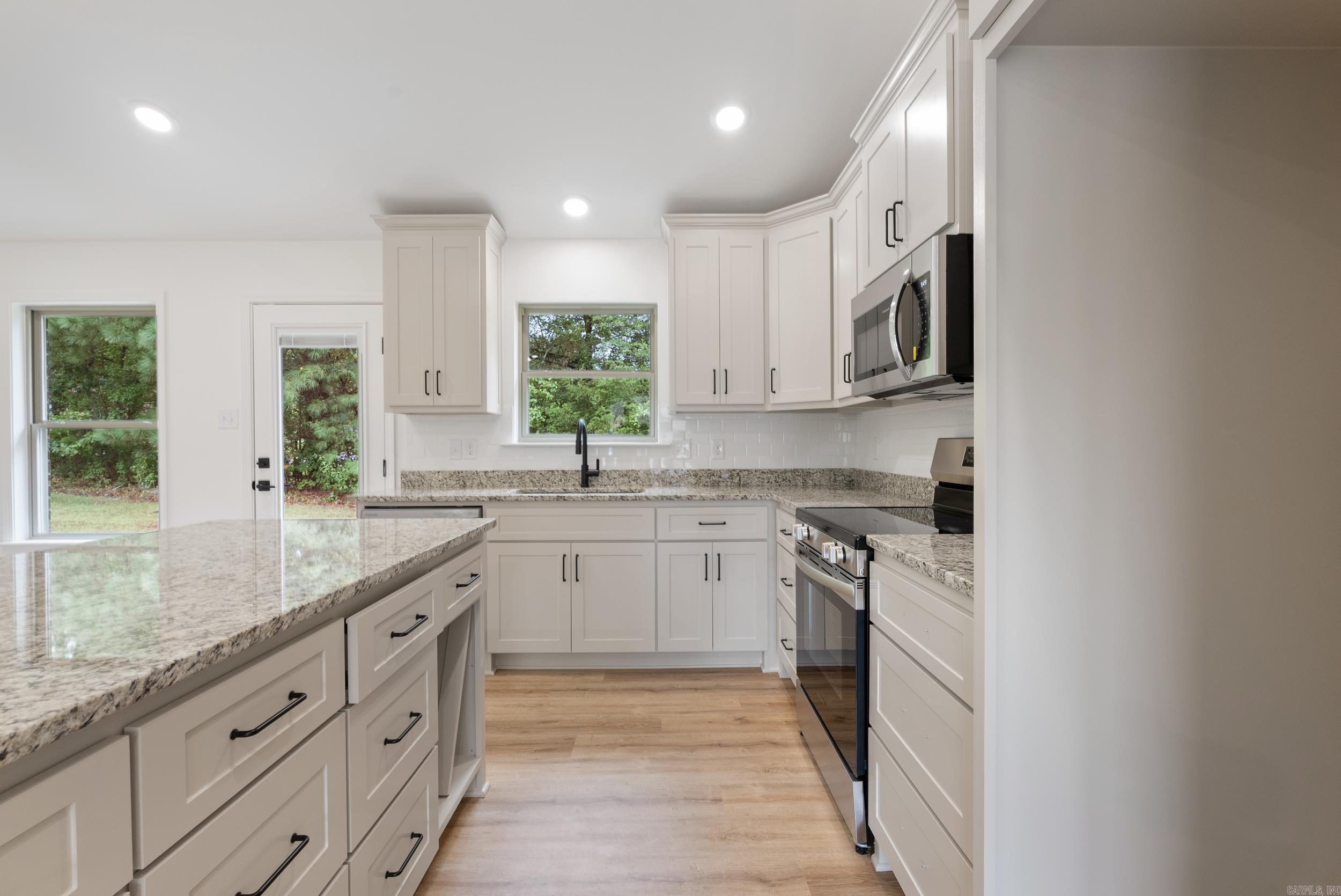 PAW'S PLACE - Residential