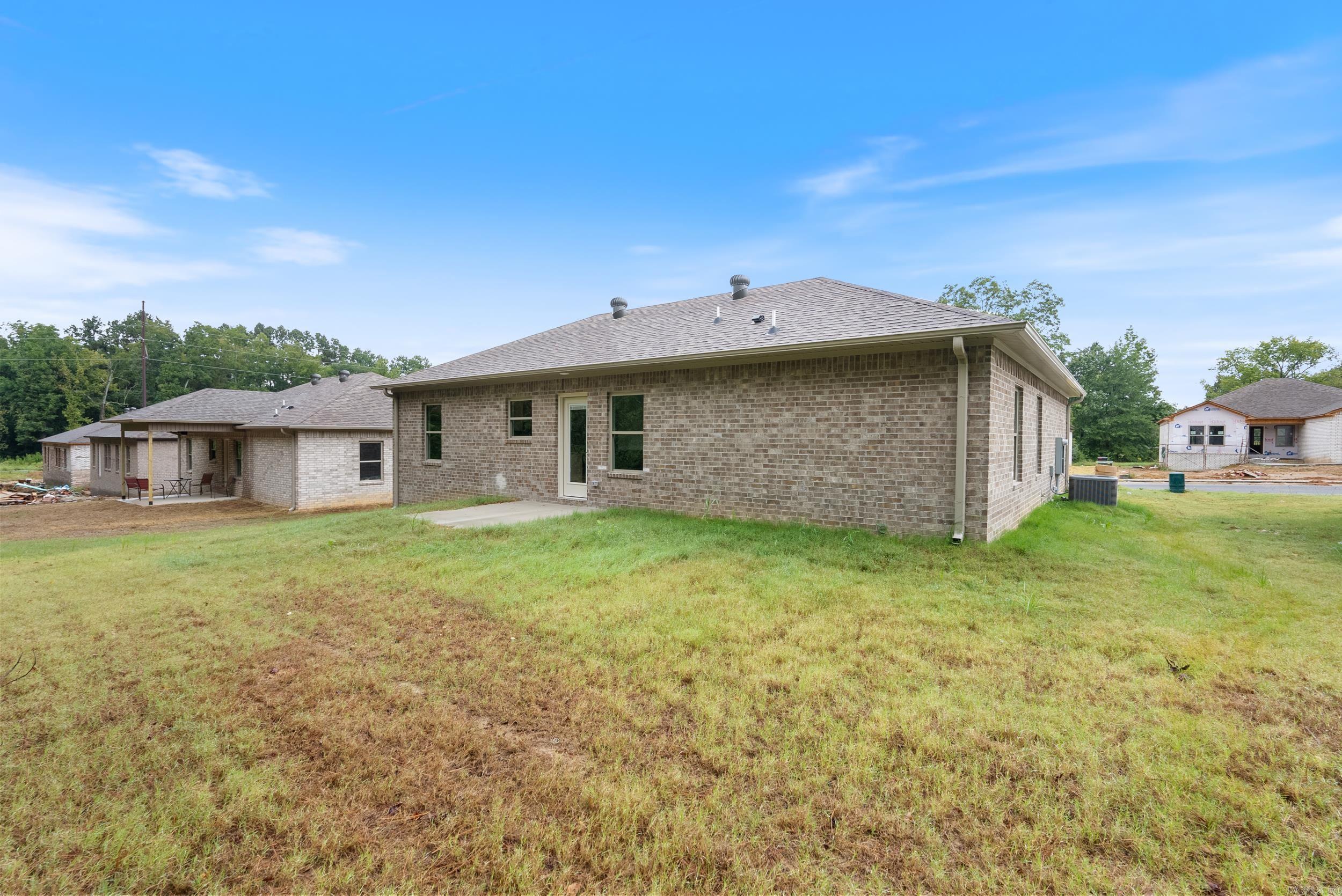 PAW'S PLACE - Residential