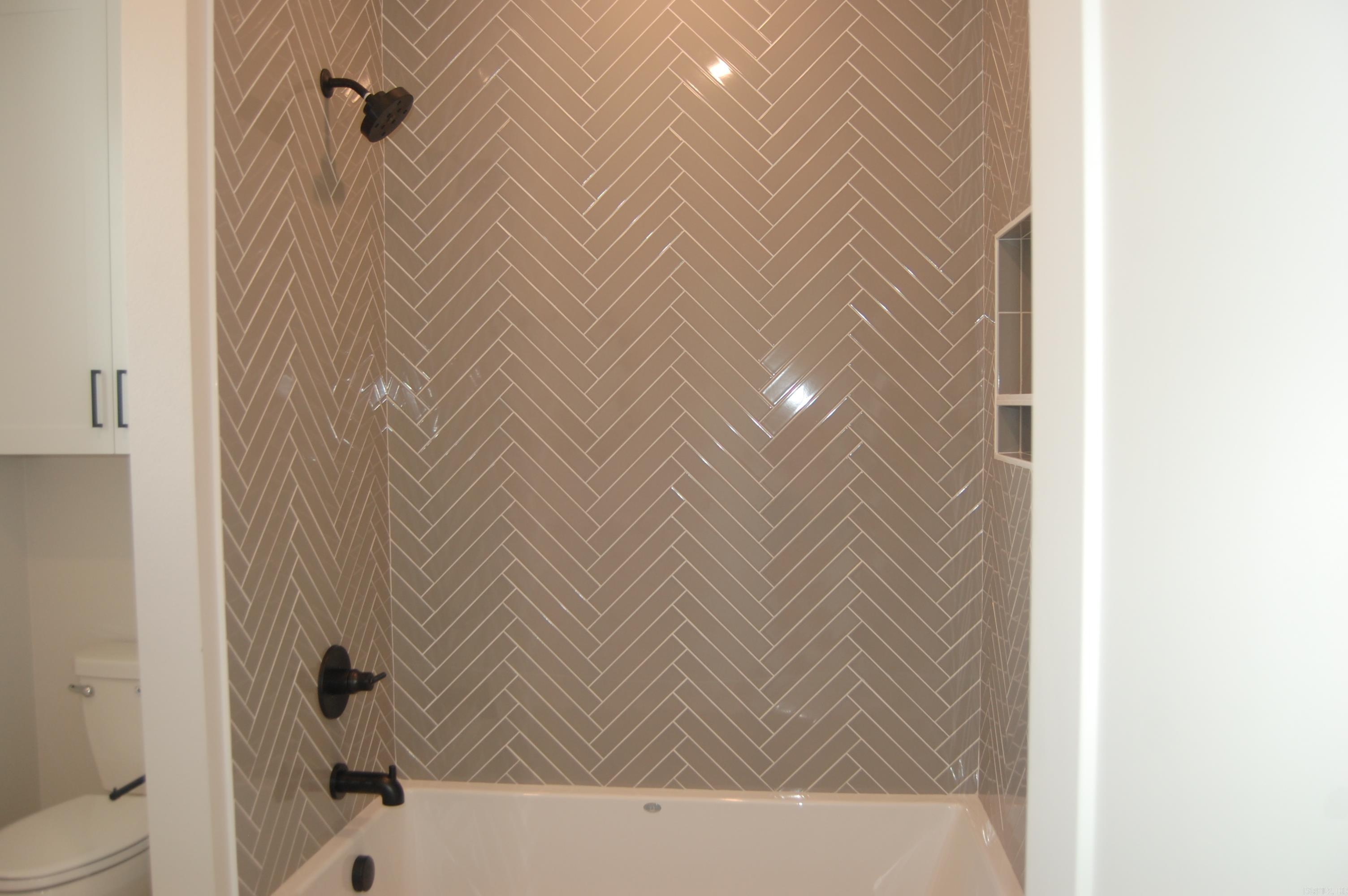 CHENAL VALLEY ABINGTON COURT - Residential