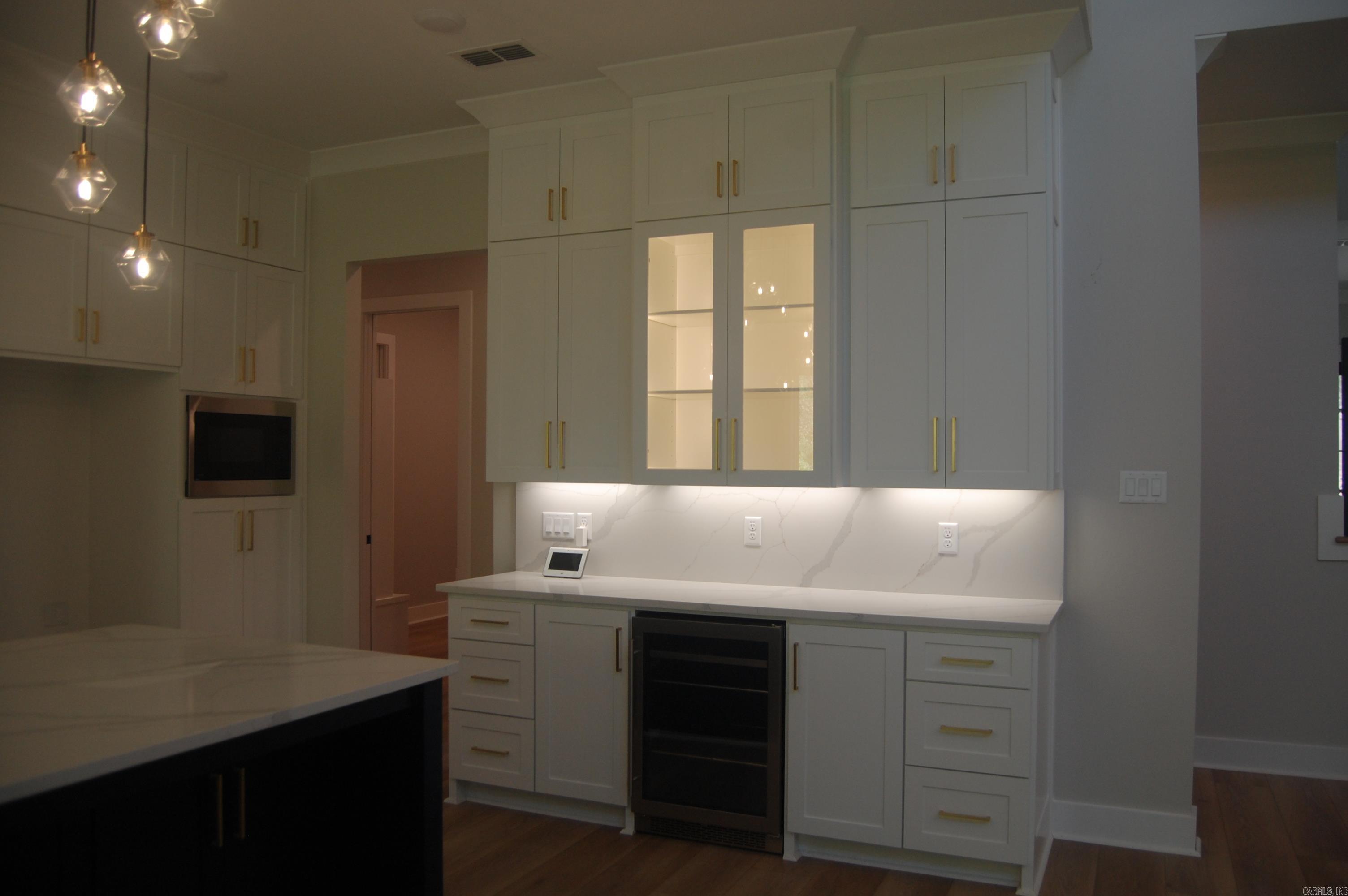 CHENAL VALLEY ABINGTON COURT - Residential