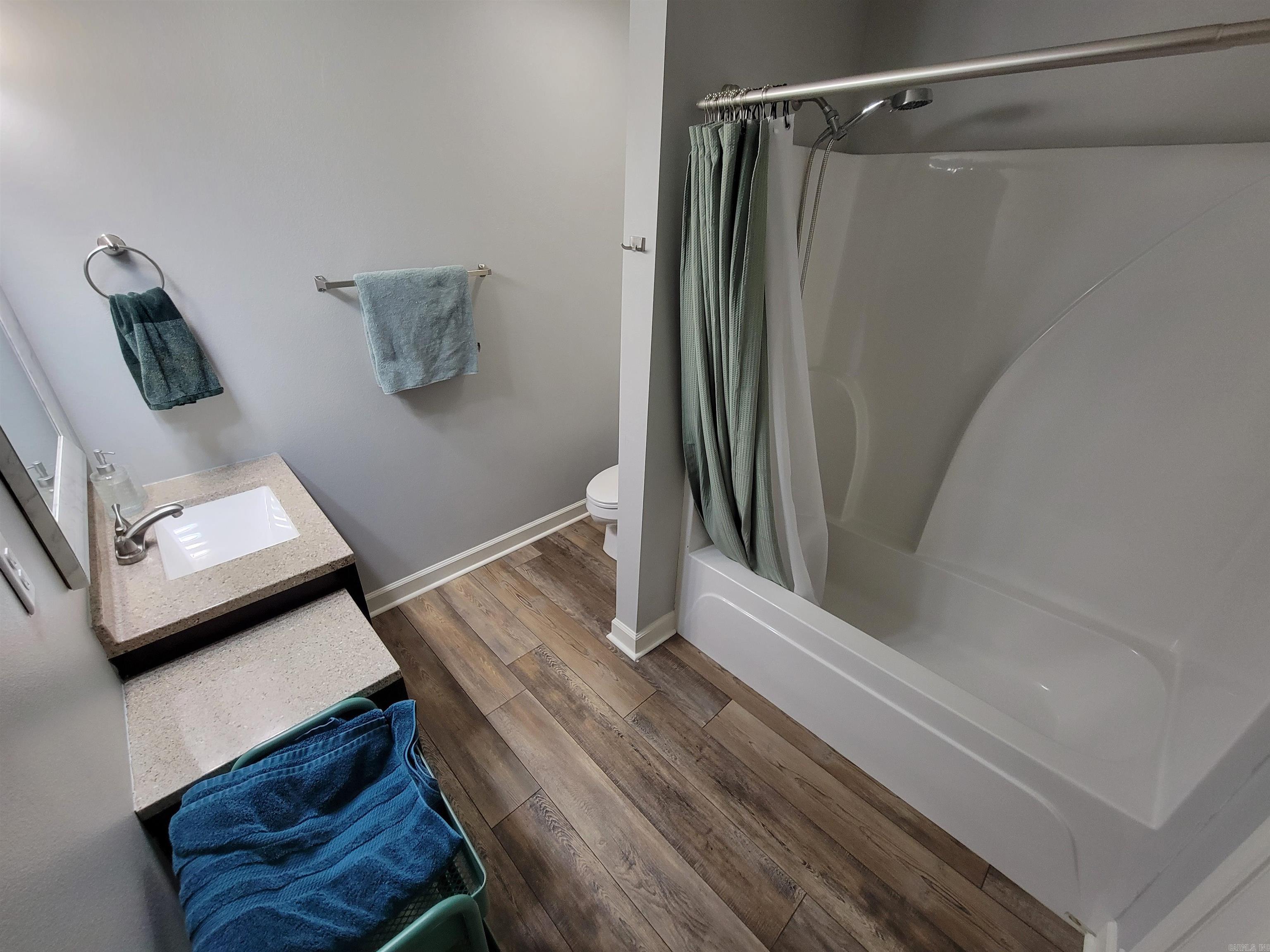 HONOR'S PLACE - Residential