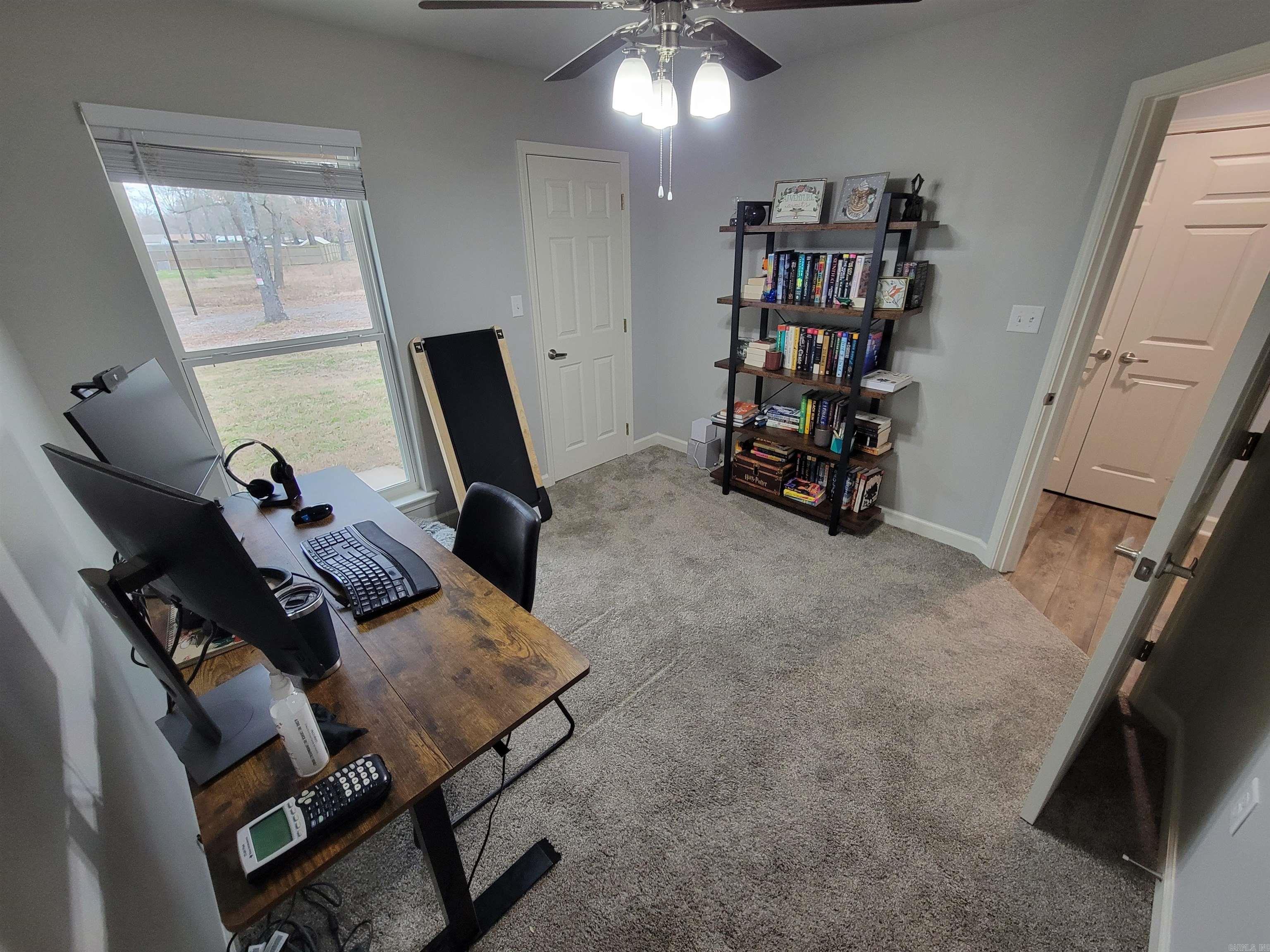 HONOR'S PLACE - Residential