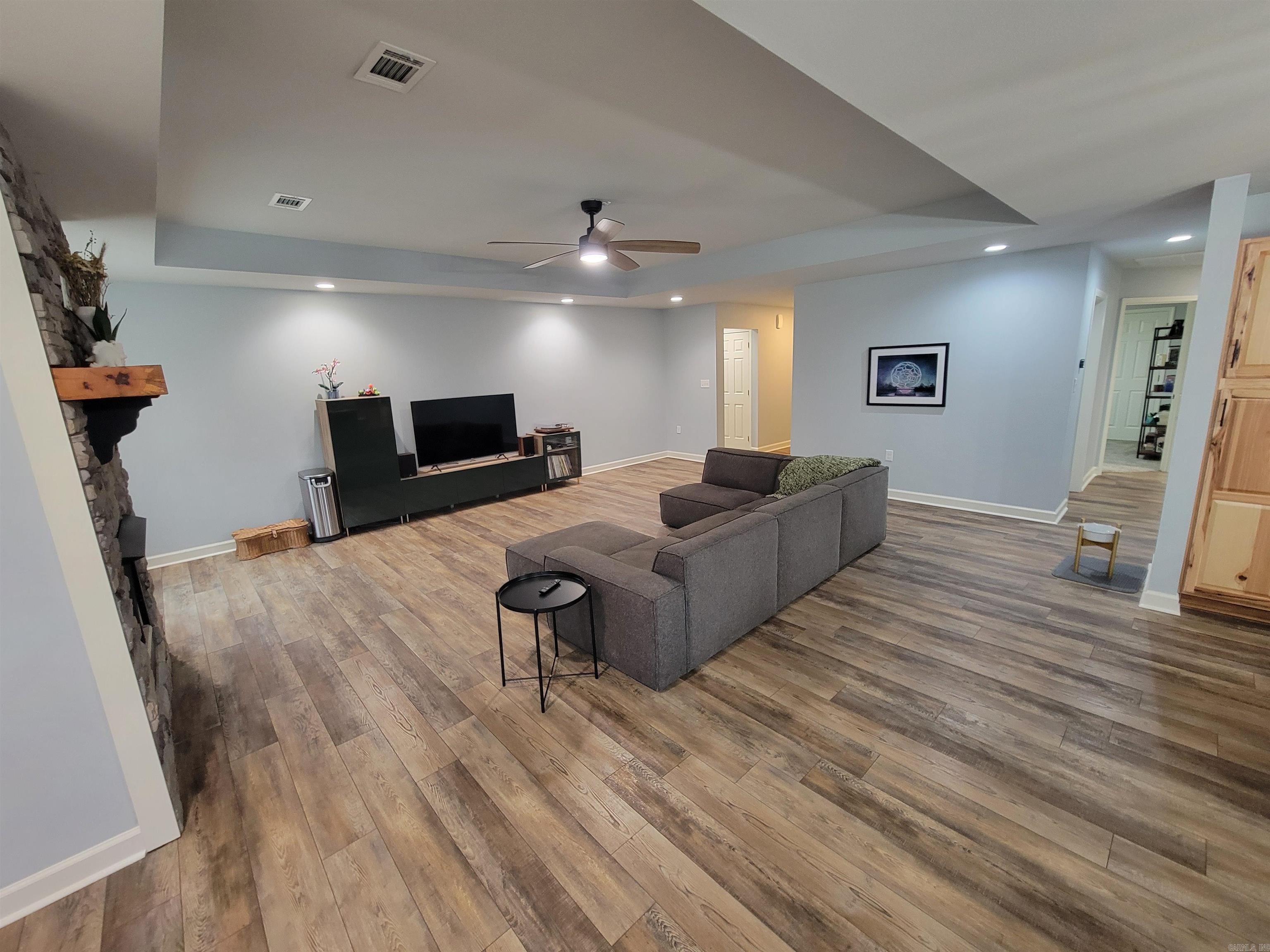 HONOR'S PLACE - Residential