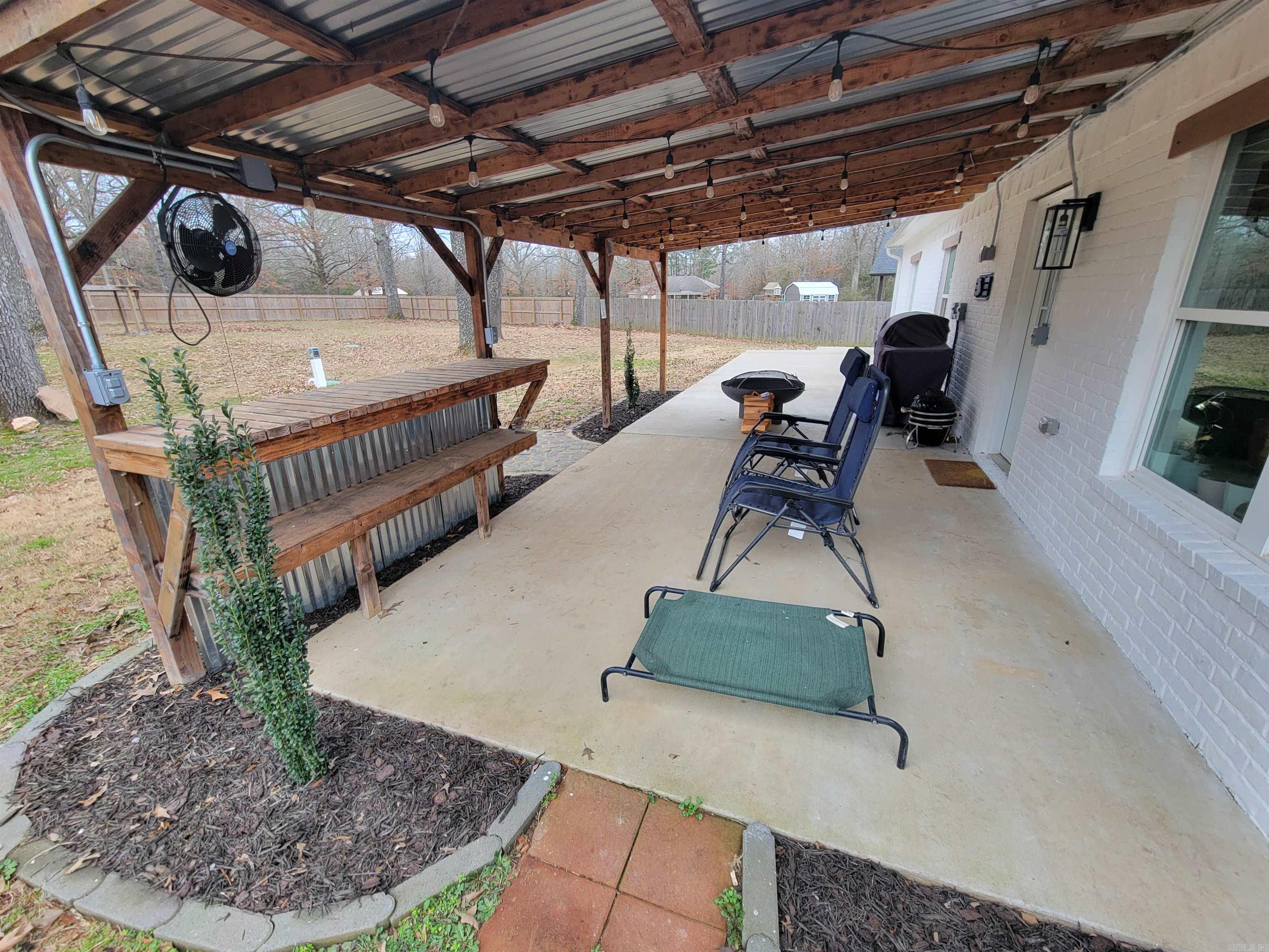 HONOR'S PLACE - Residential