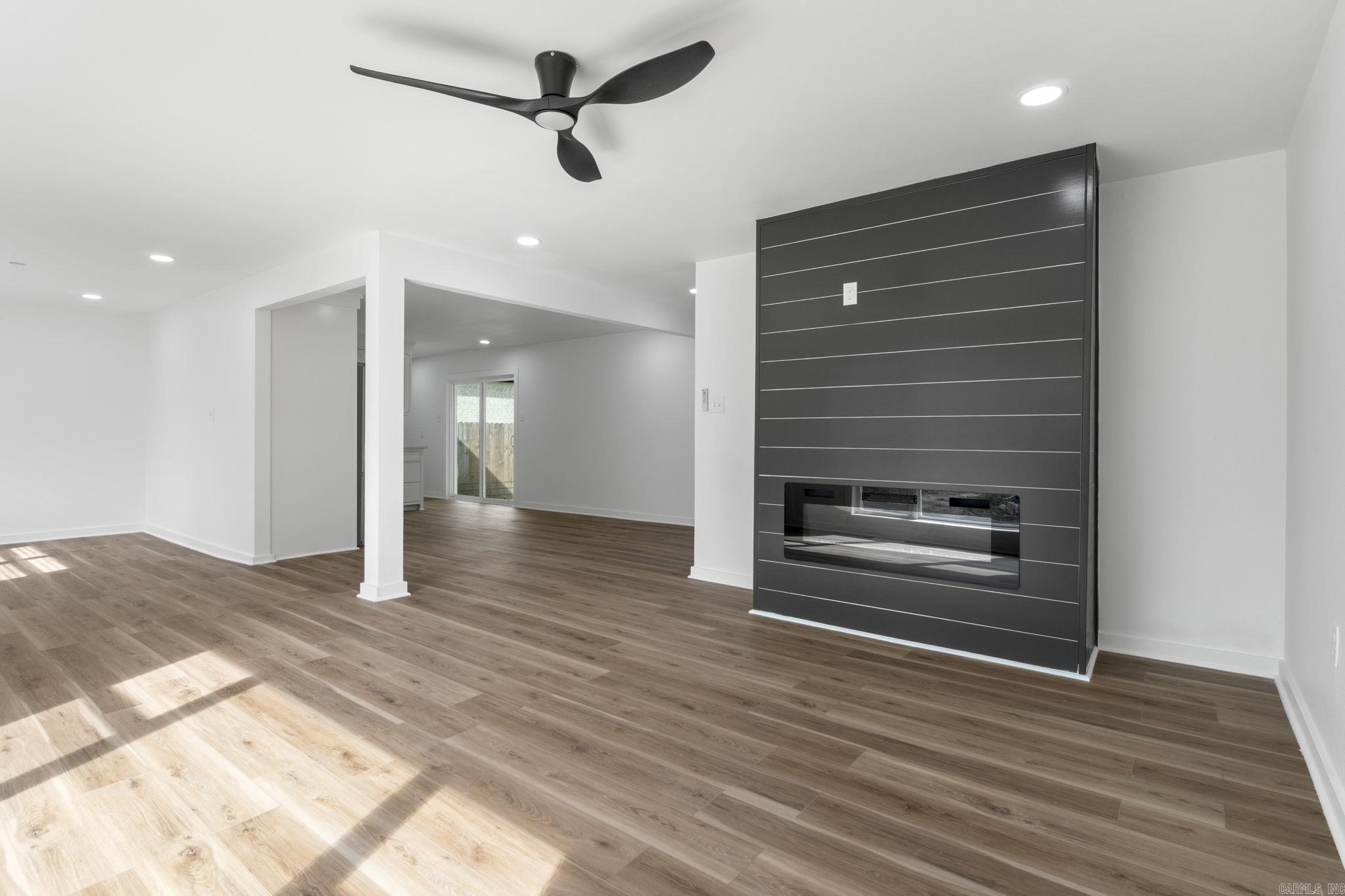 DIERKS HAYS 2ND - Residential