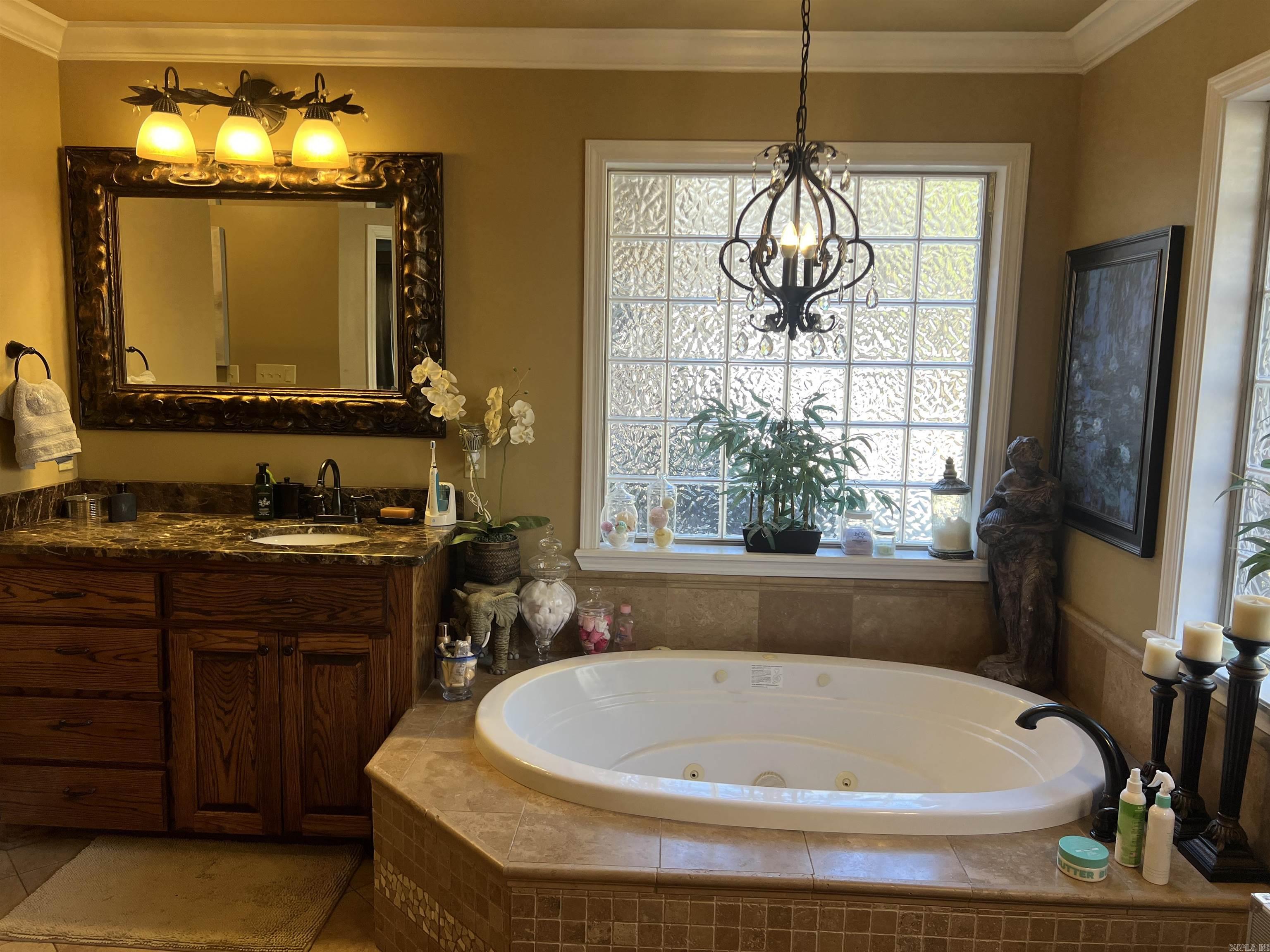 NESTLEWOOD EAST - Residential