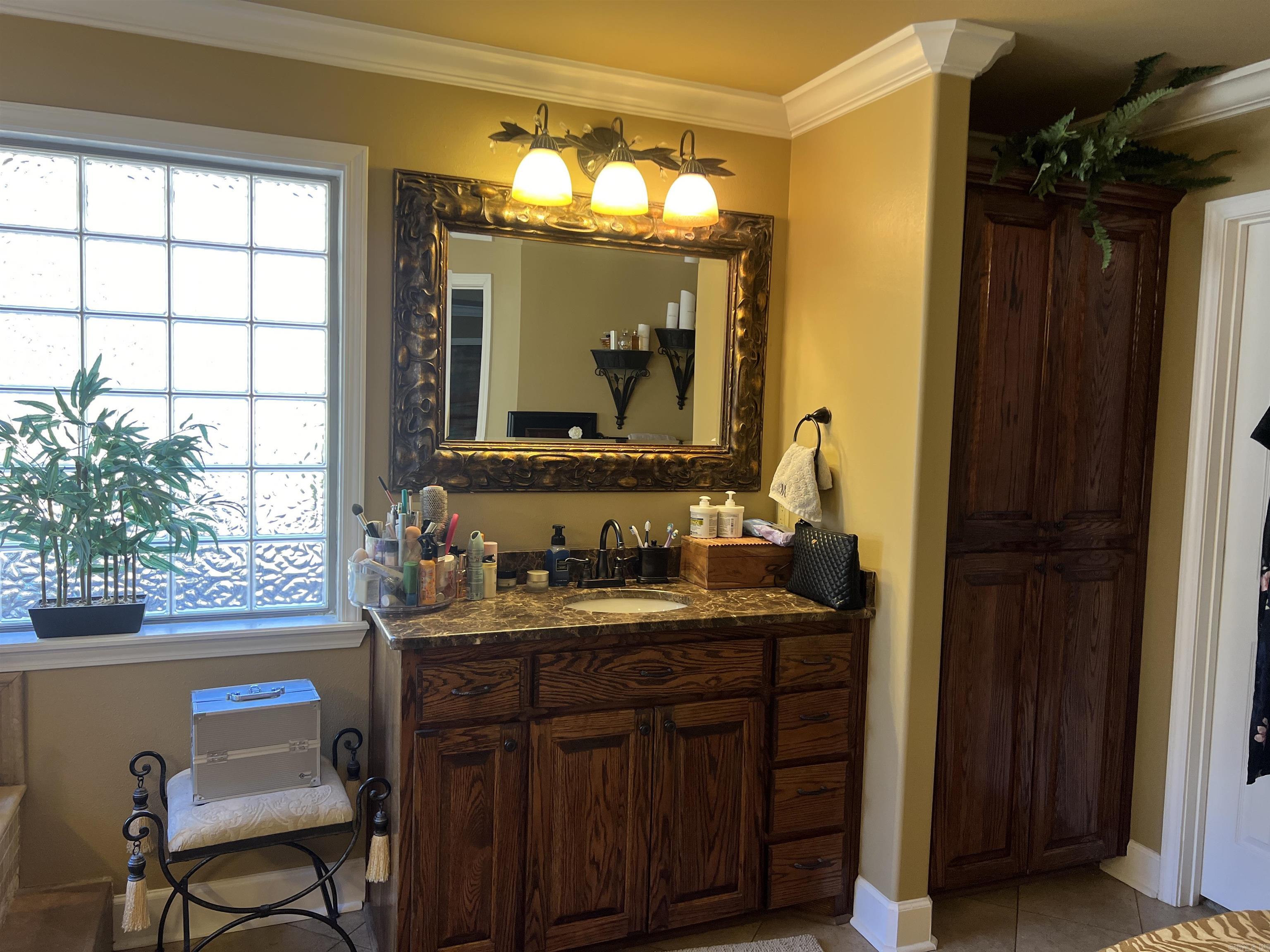 NESTLEWOOD EAST - Residential