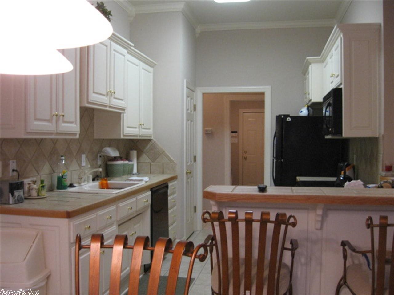 COUNTRY CLUB OF ARK THE - Residential