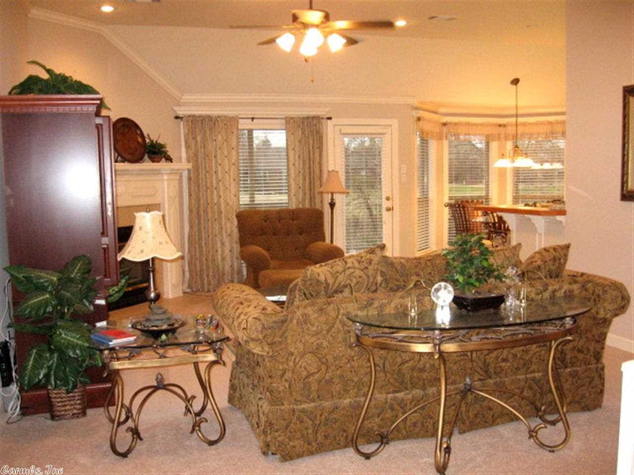 COUNTRY CLUB OF ARK THE - Residential