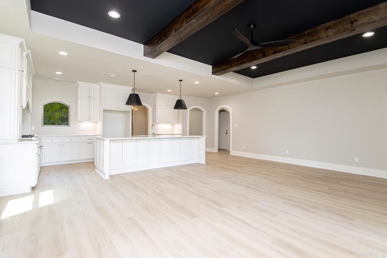 FIELDS OF HURRICANE LAKE ESTATES - Residential