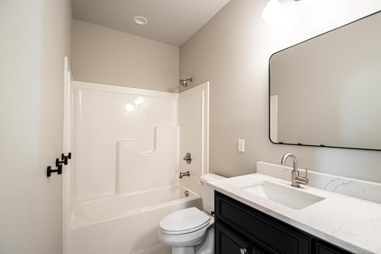 FIELDS OF HURRICANE LAKE ESTATES - Residential