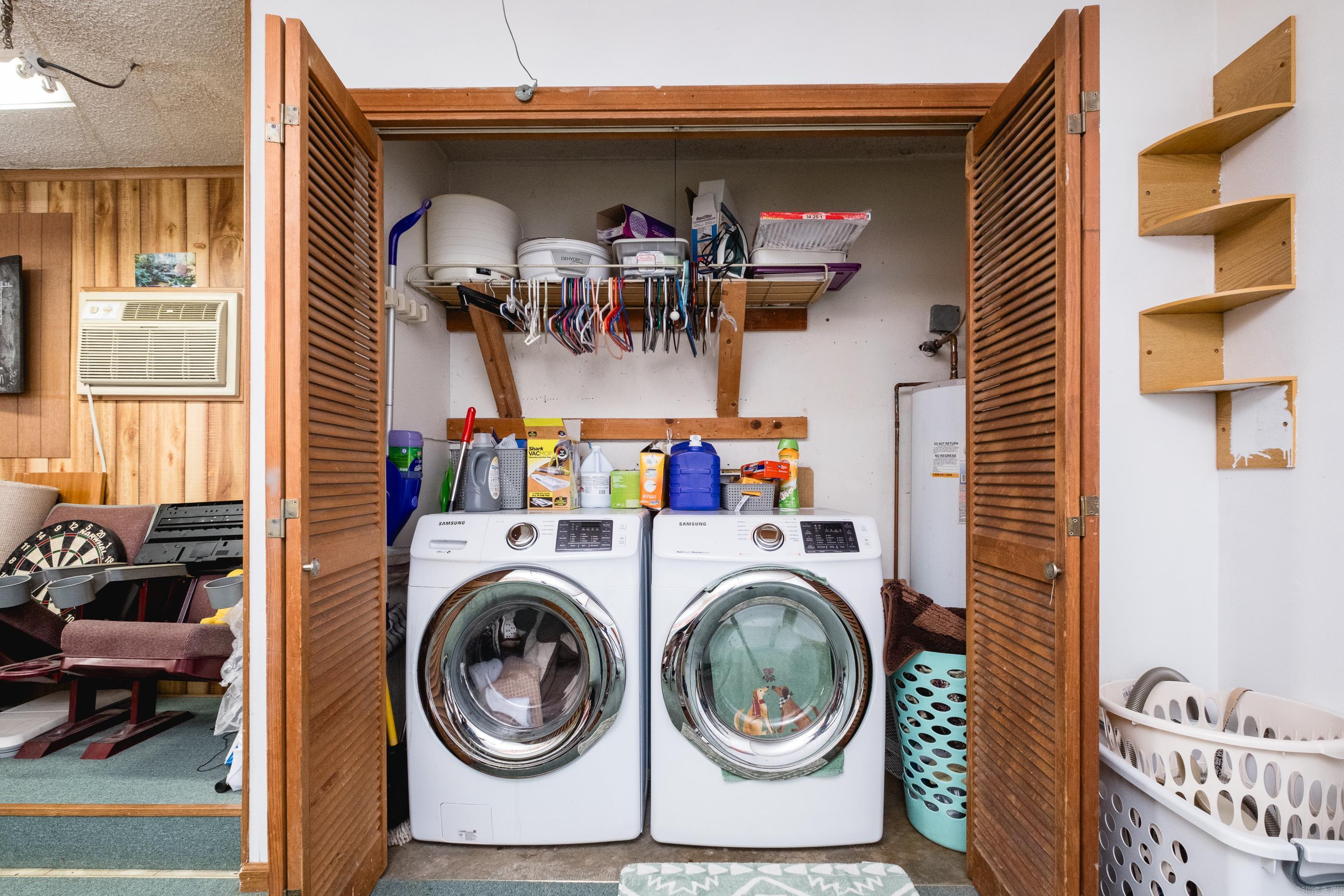 North Hills Manor - Residential