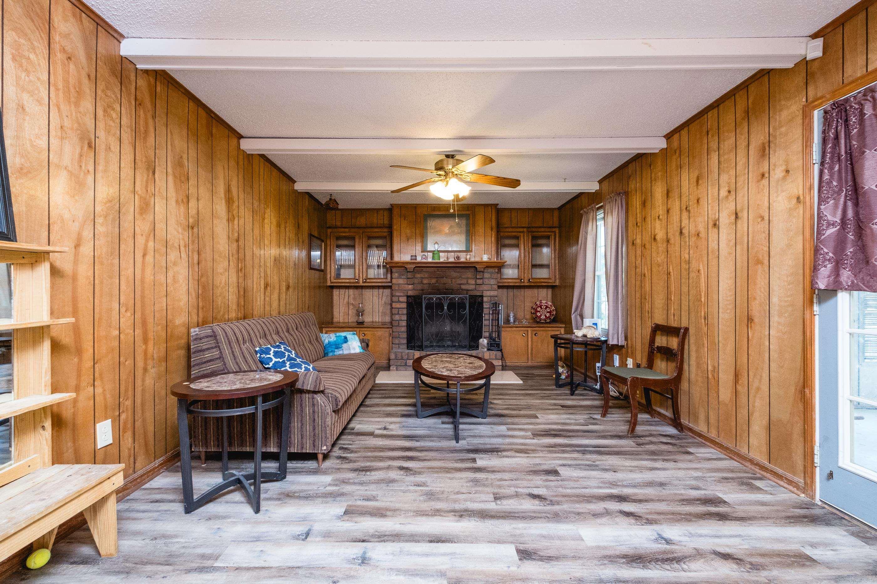 North Hills Manor - Residential