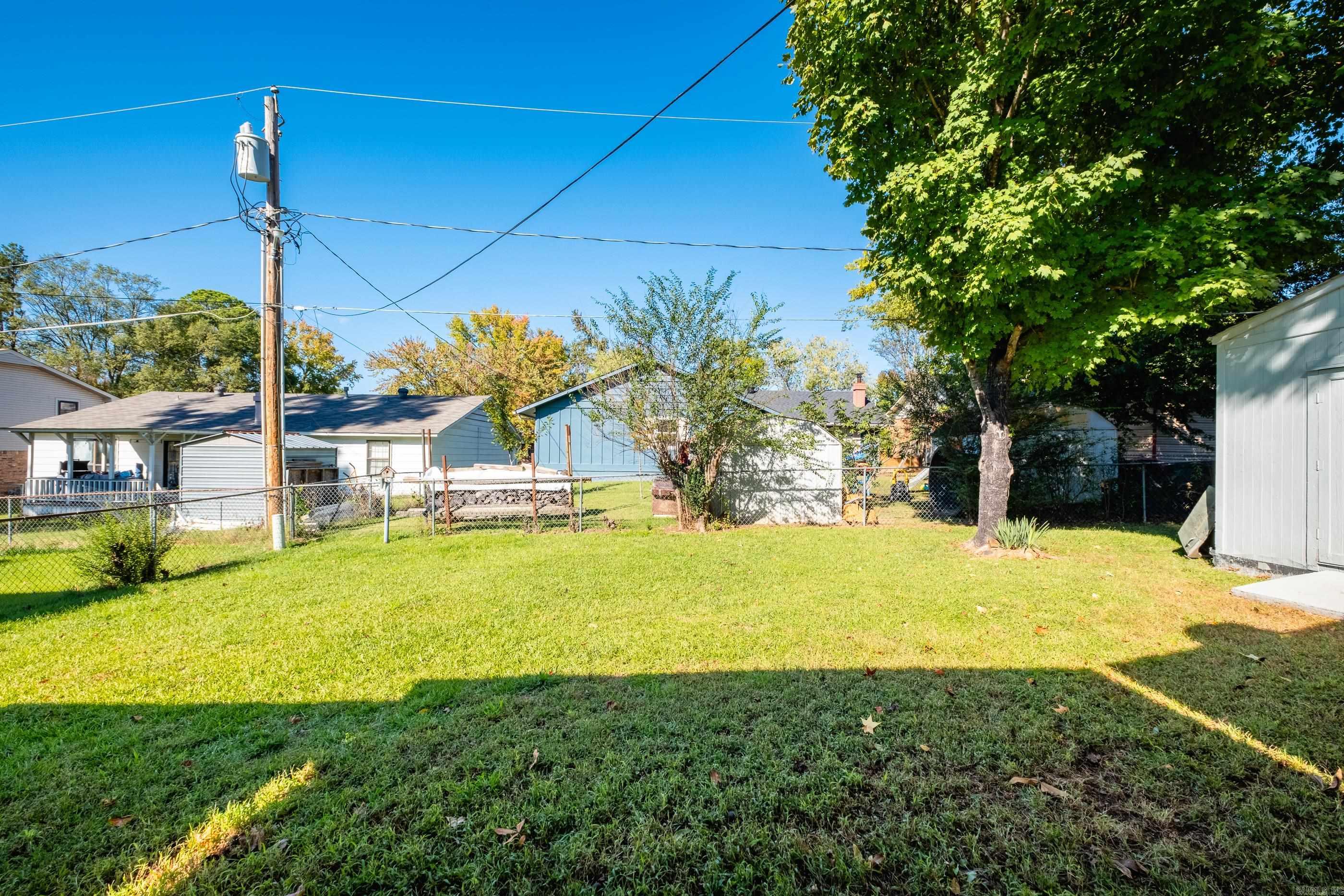 North Hills Manor - Residential